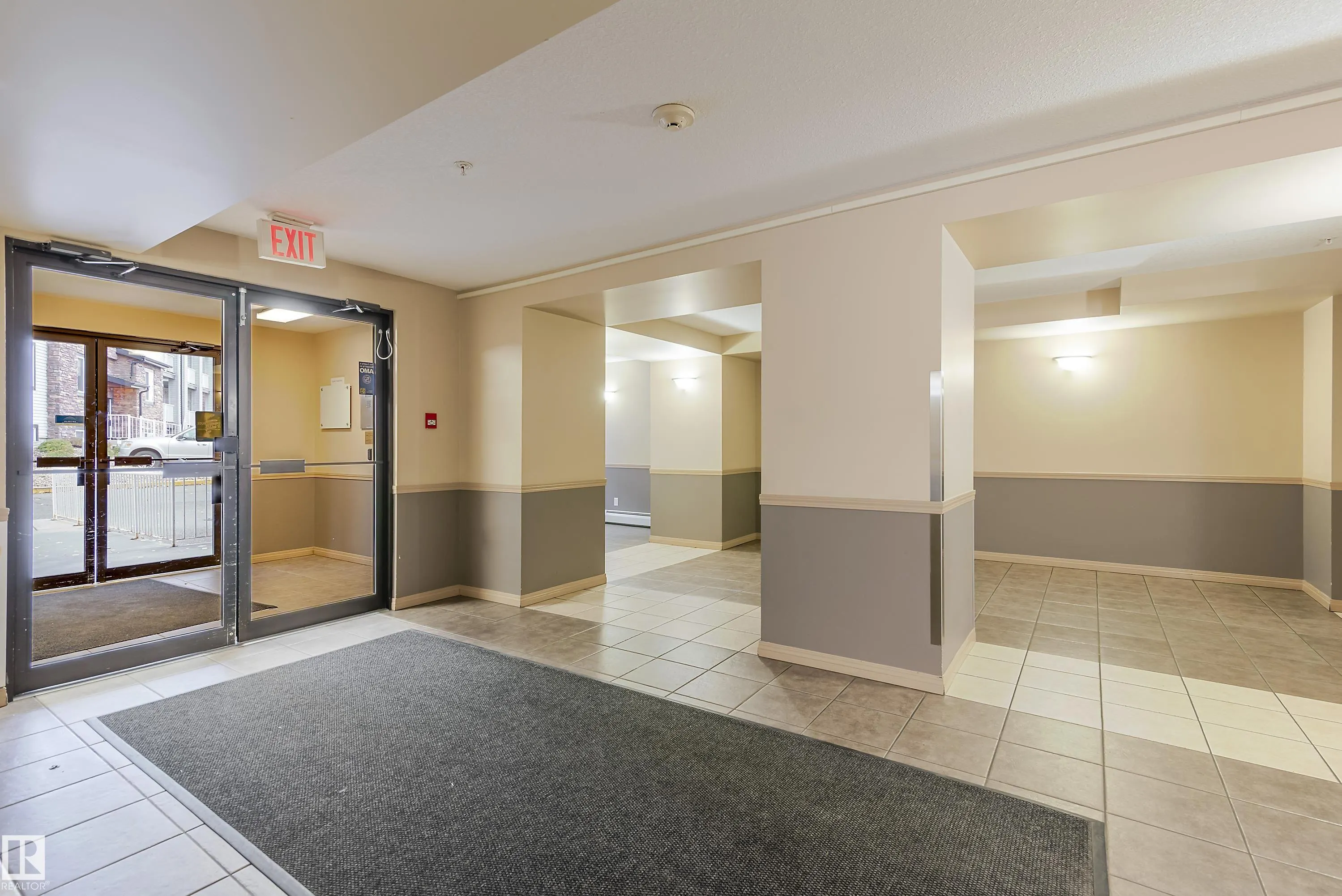 42 Summerwood Boulevard