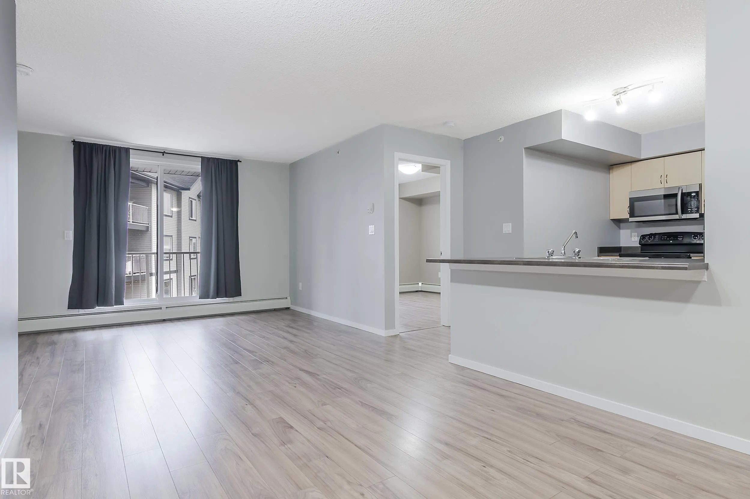 42 Summerwood Boulevard