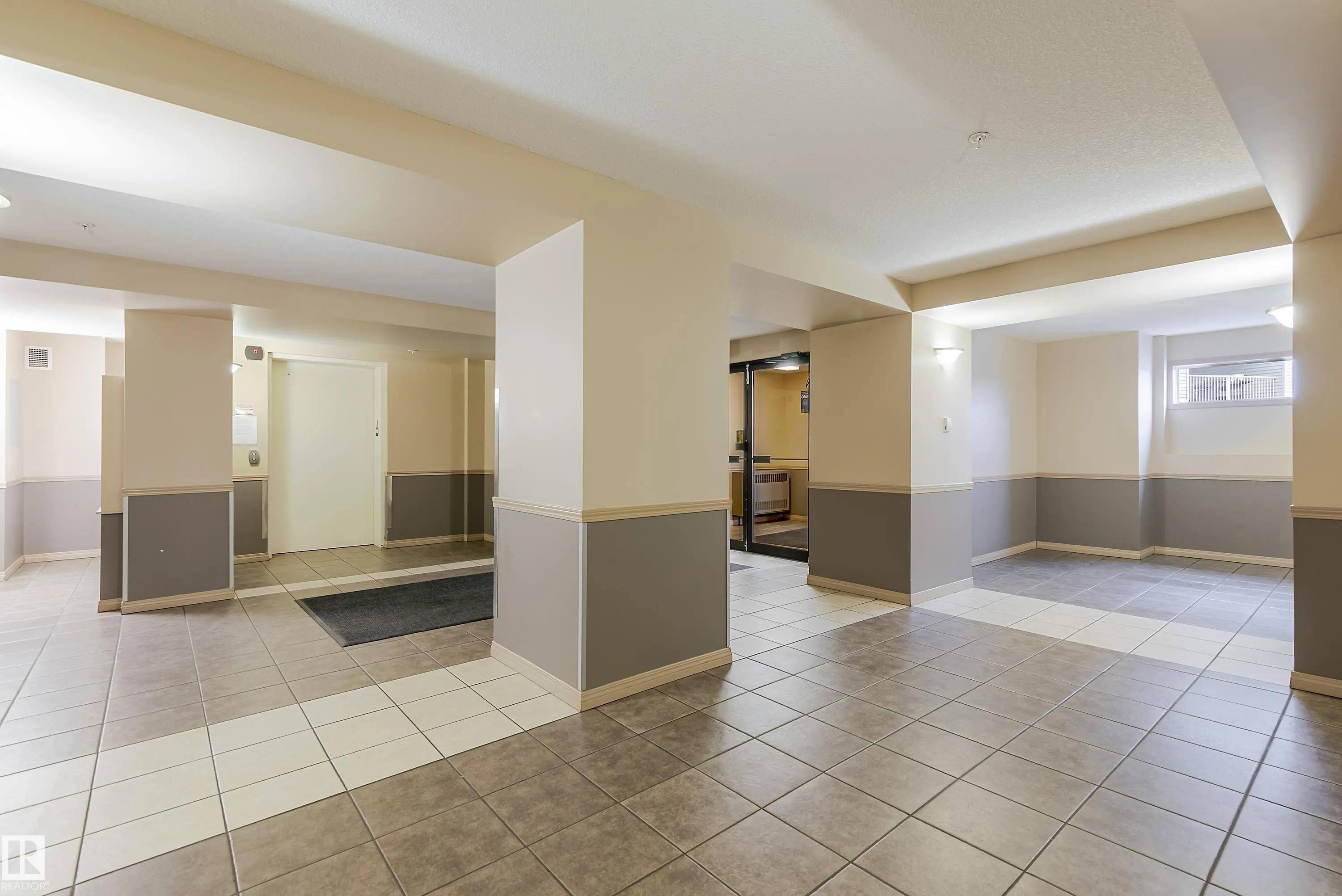 42 Summerwood Boulevard