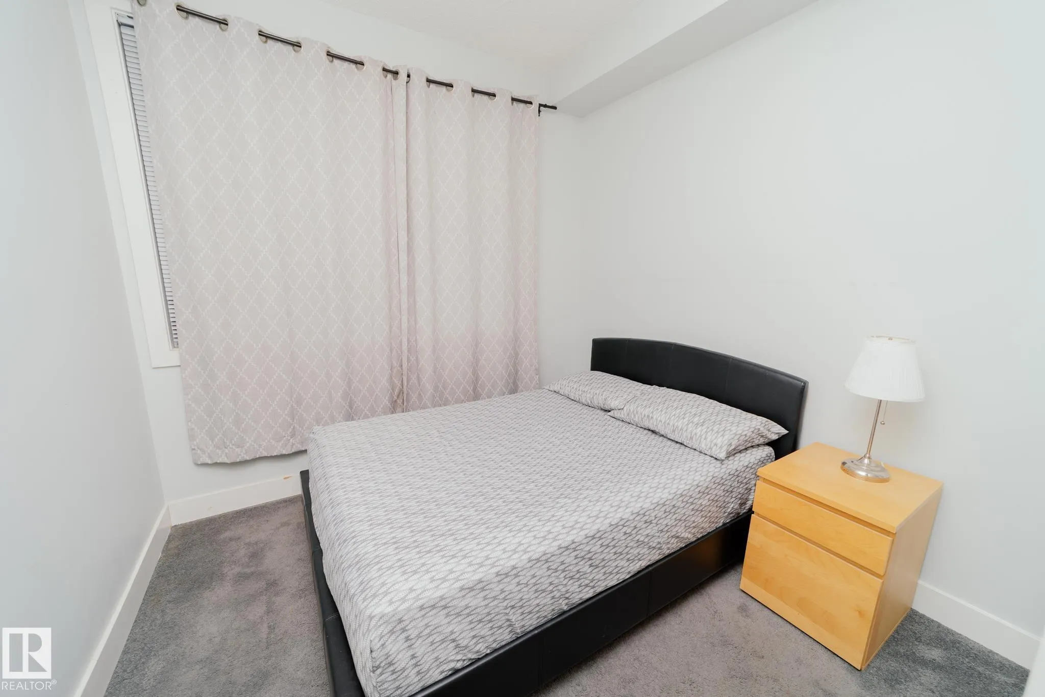 446 ALLARD Boulevard