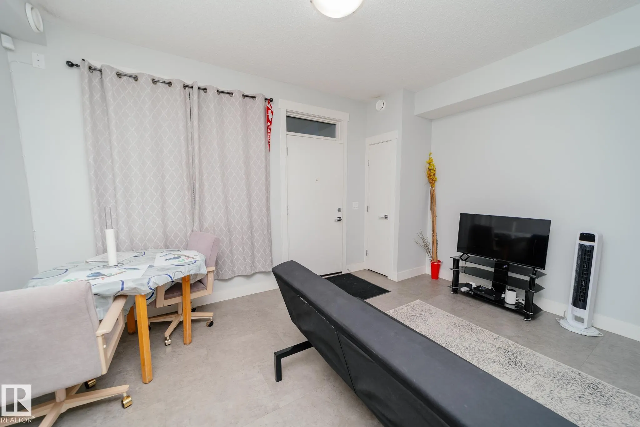 446 ALLARD Boulevard