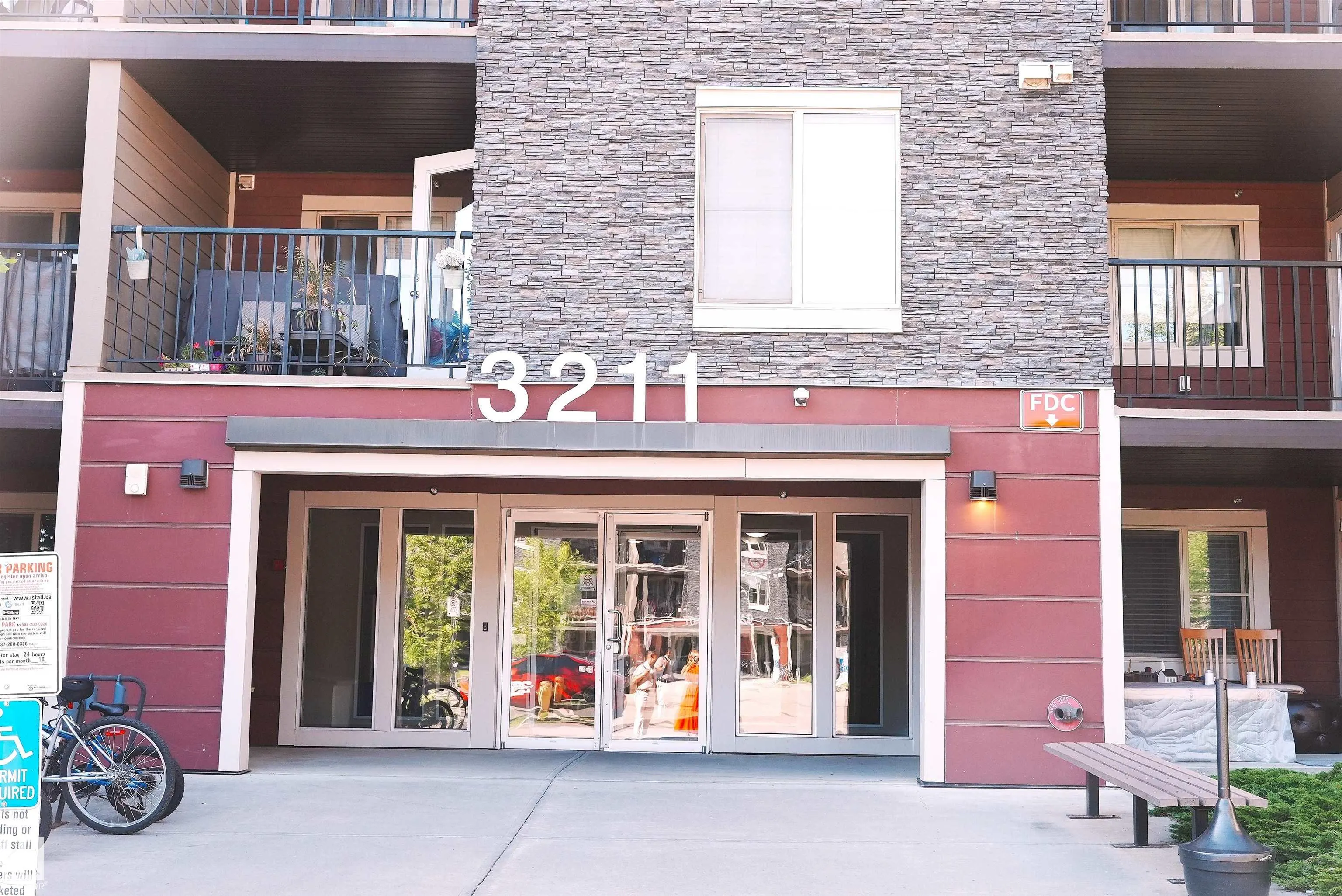 3211 James Mowatt Trail