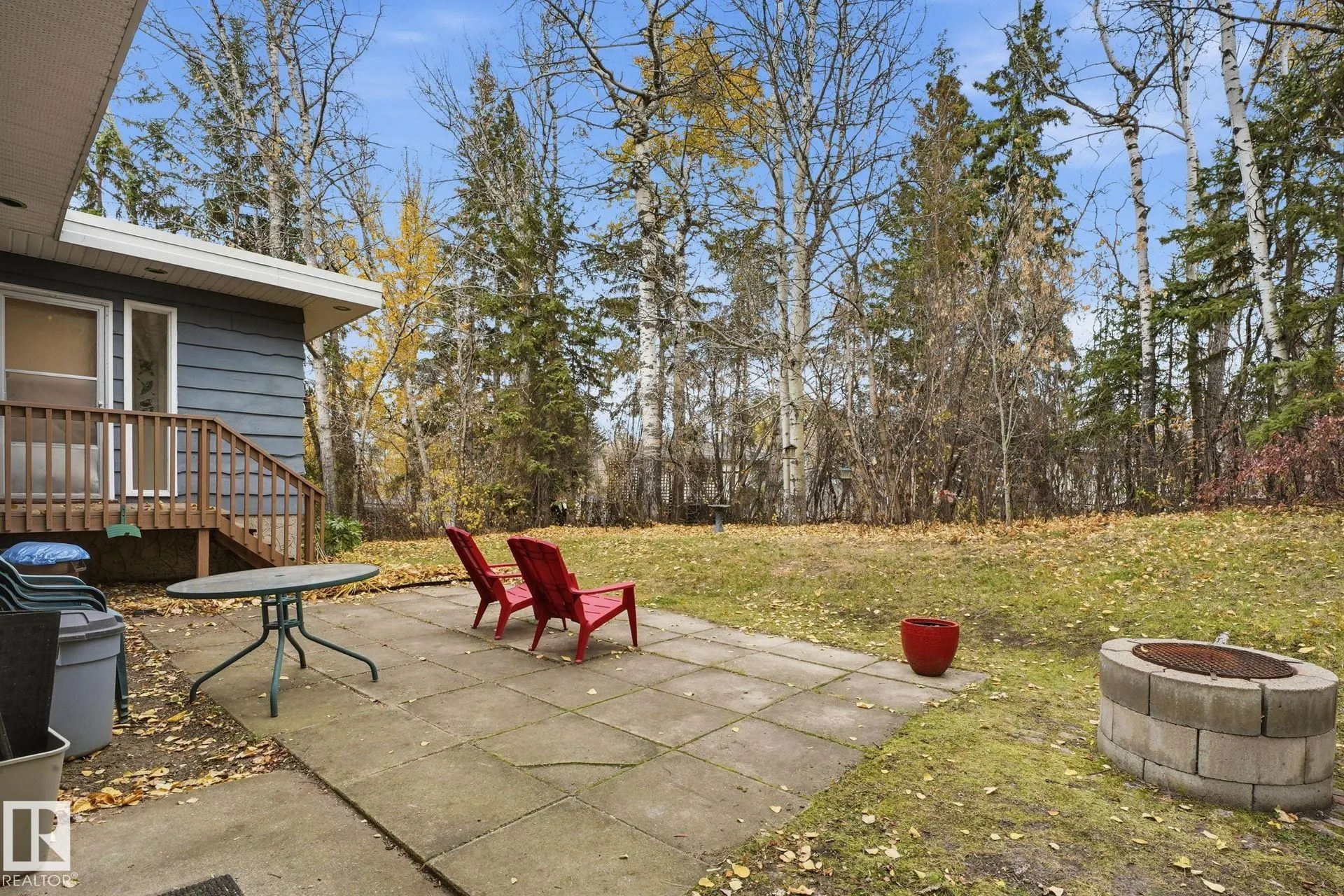 19 GREENBRIER Crescent