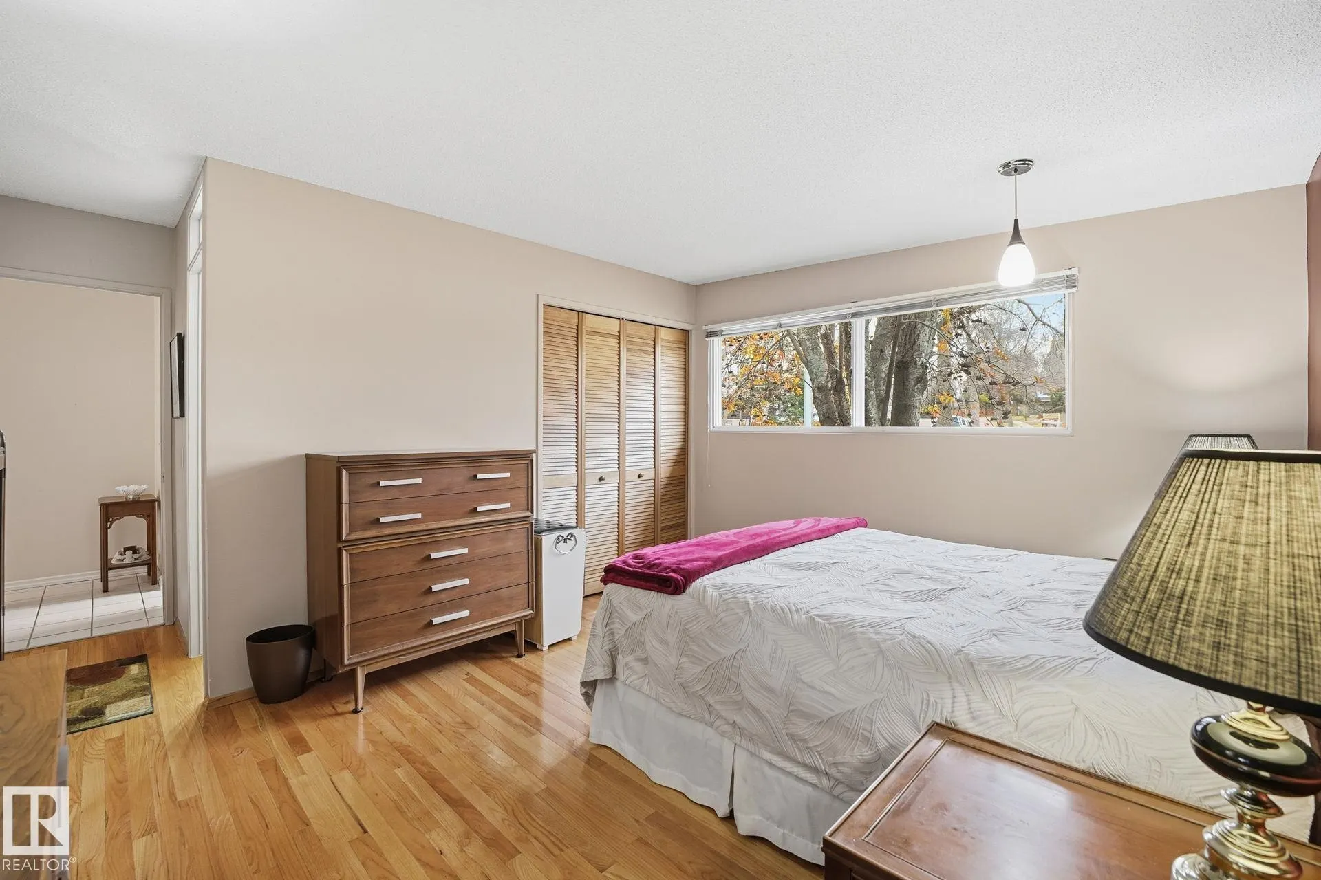 19 GREENBRIER Crescent