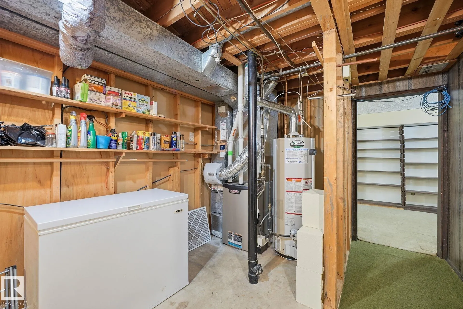 19 GREENBRIER Crescent