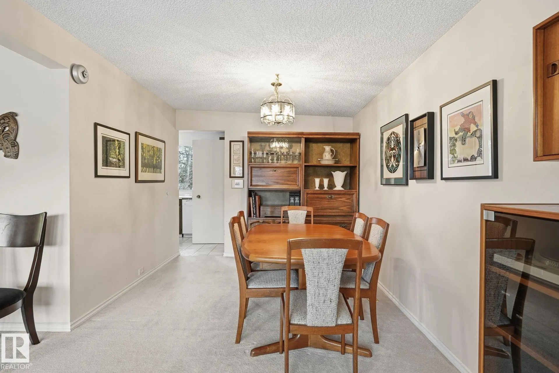 19 GREENBRIER Crescent