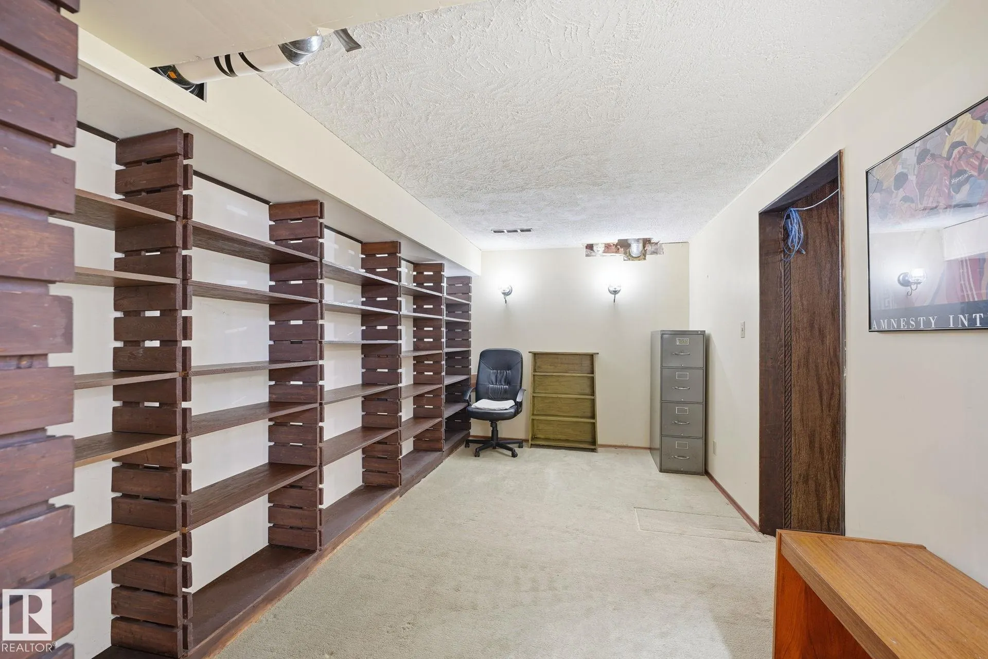 19 GREENBRIER Crescent