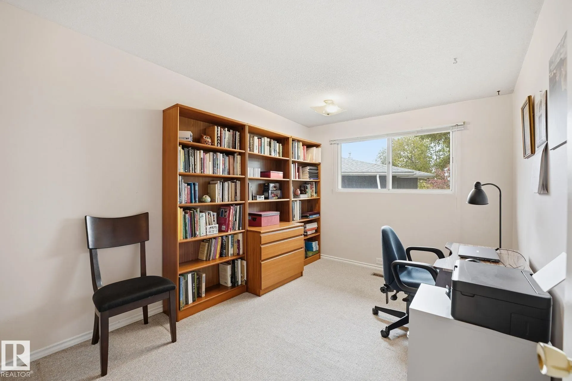 19 GREENBRIER Crescent