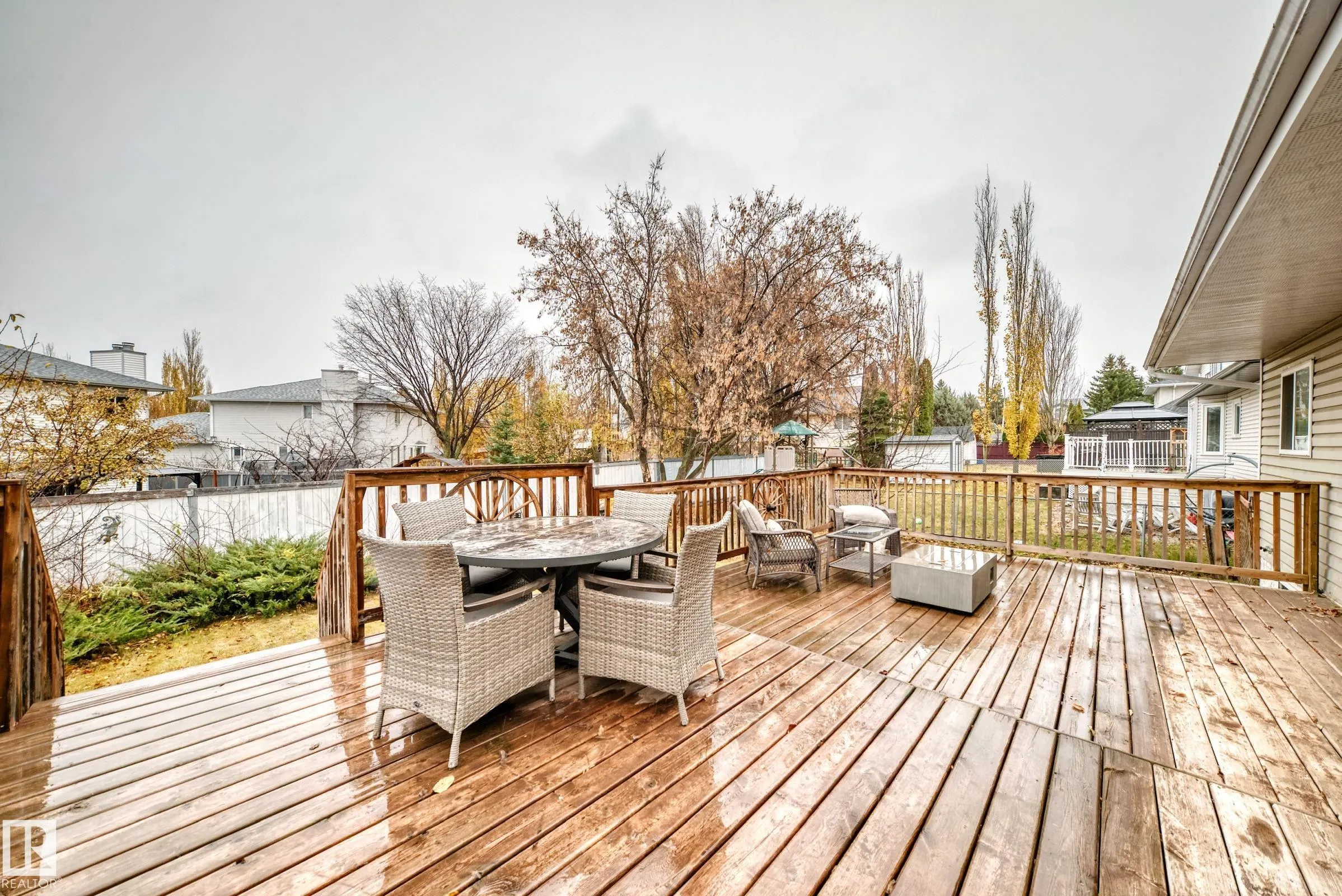 103 Woodside Crescent