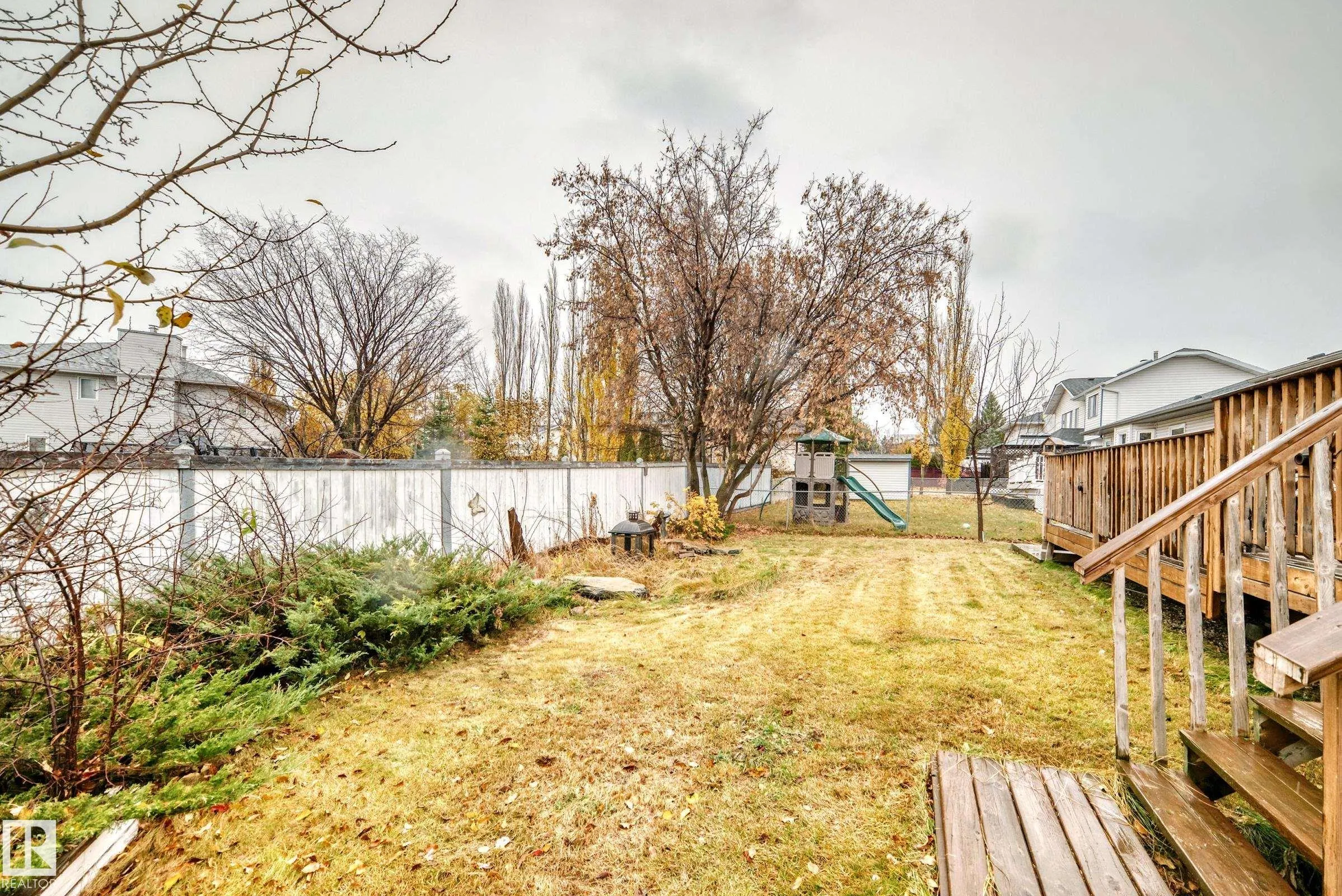 103 Woodside Crescent