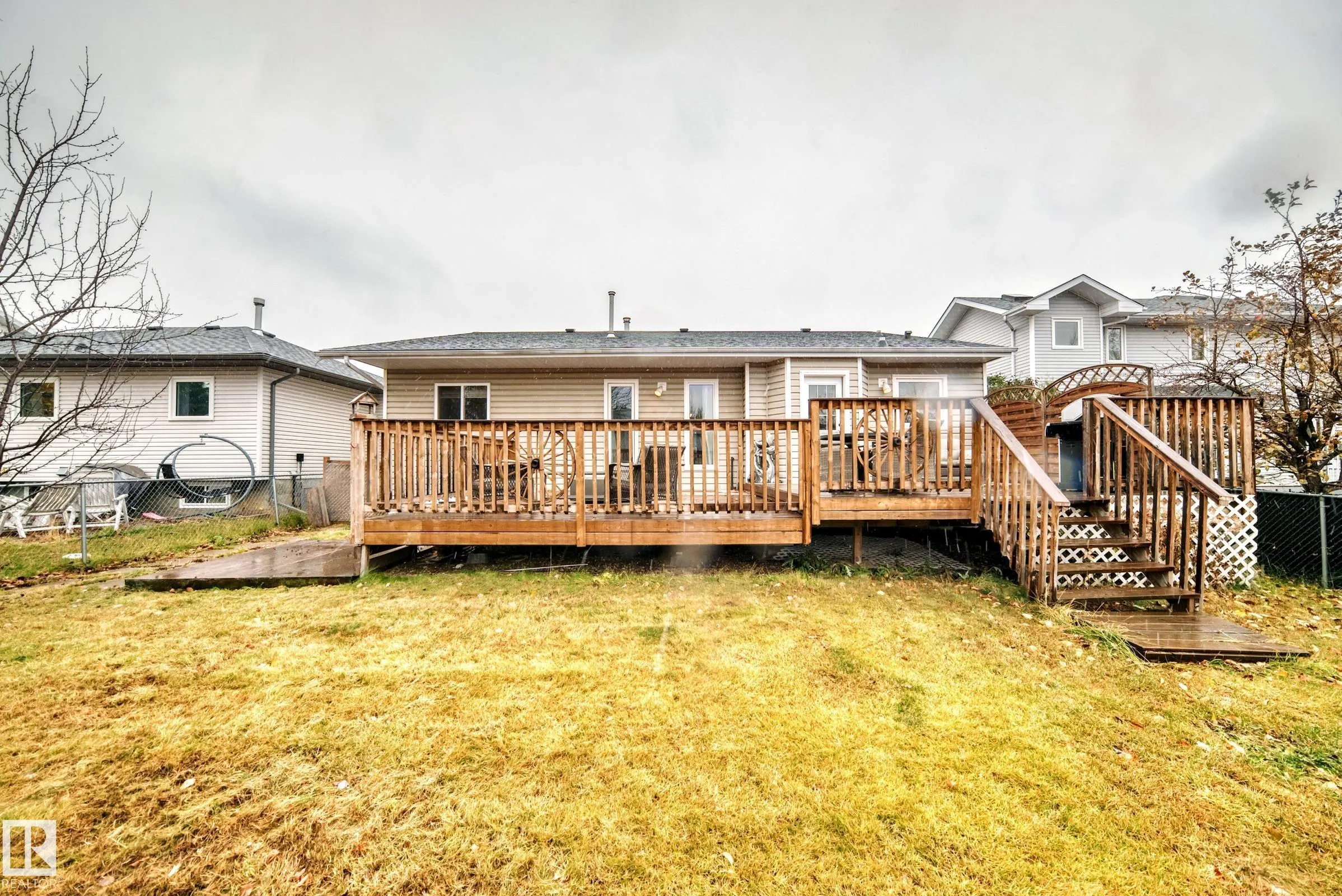 103 Woodside Crescent