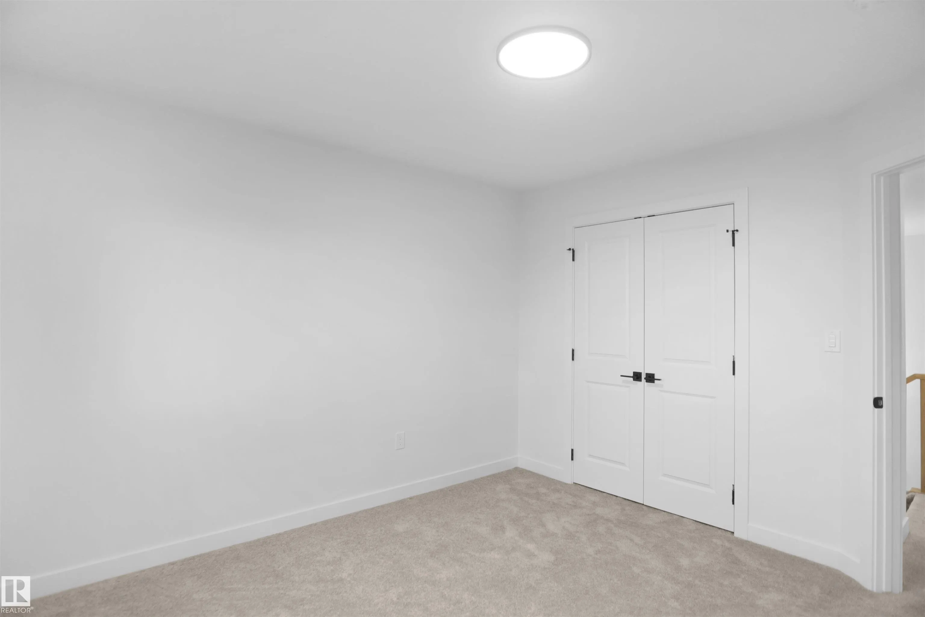 10 AXELWOOD Crescent