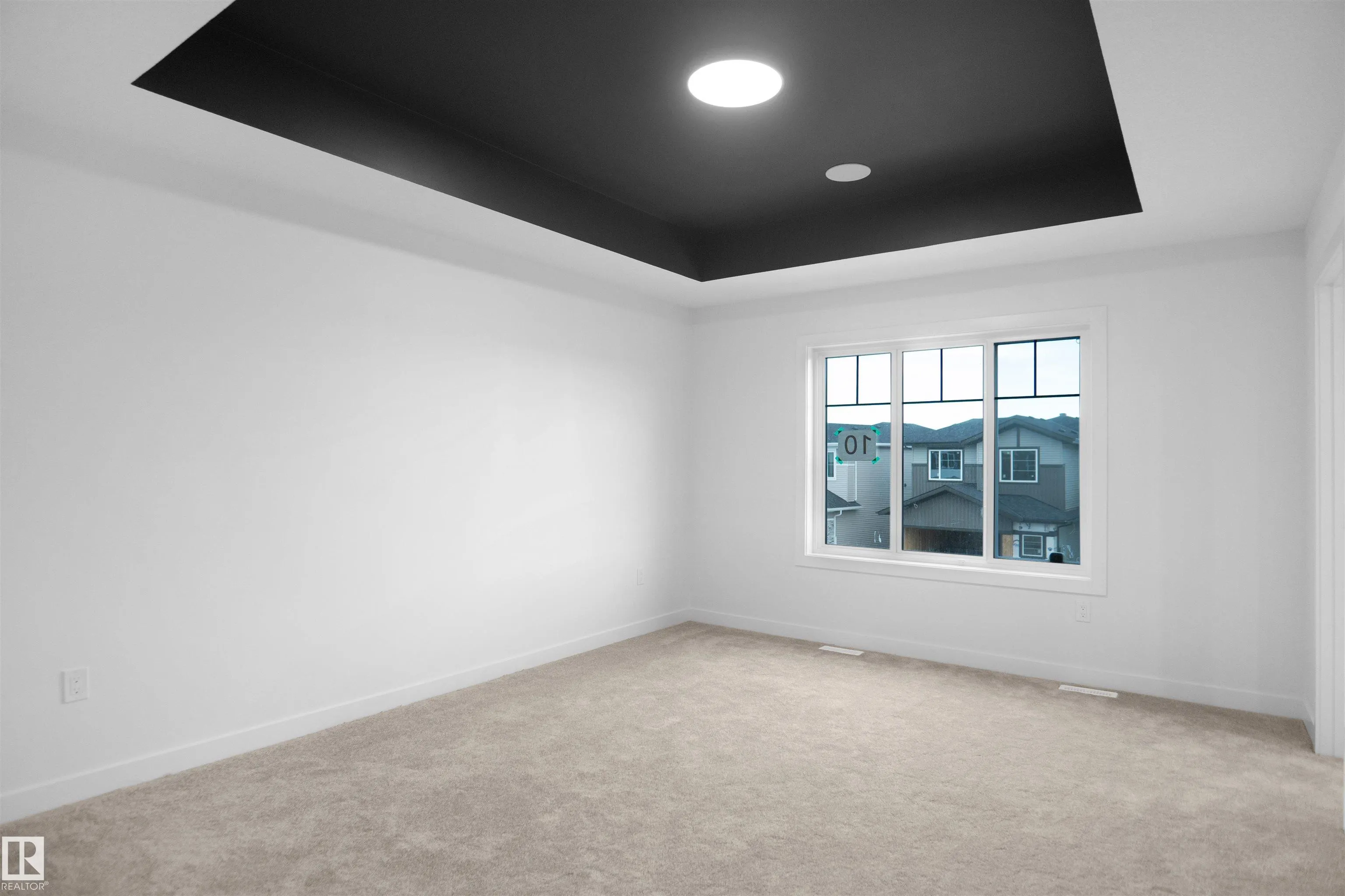 10 AXELWOOD Crescent