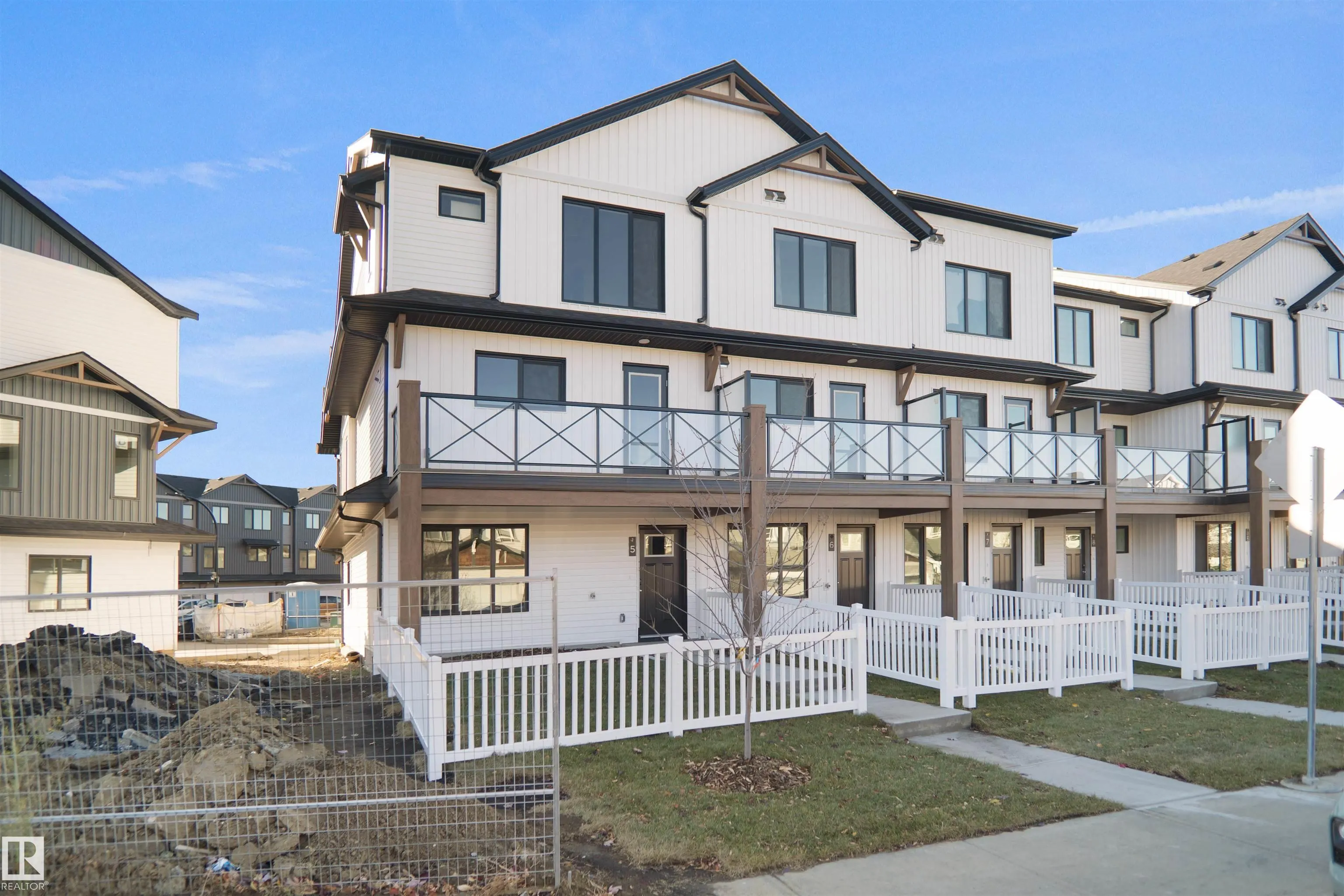 1025 SECORD PROMENADE Promenade