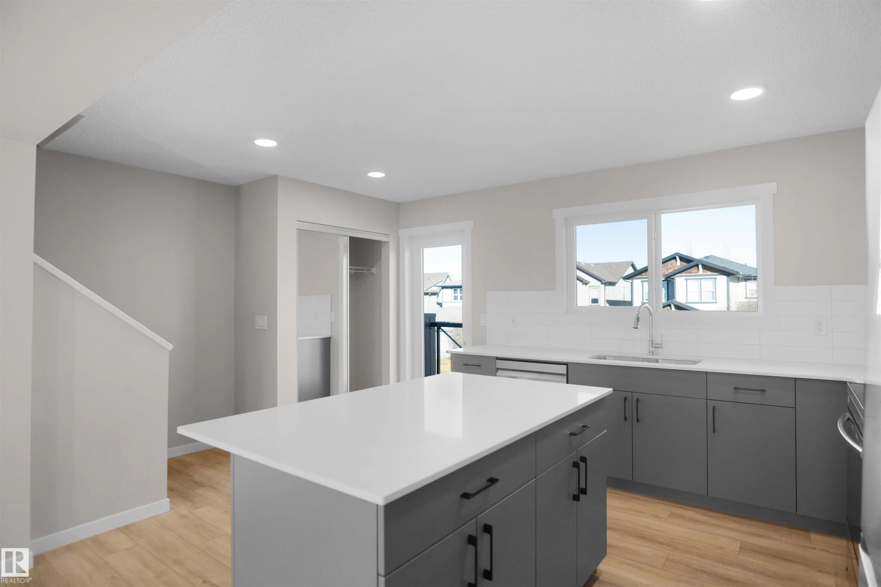 1025 SECORD PROMENADE Promenade