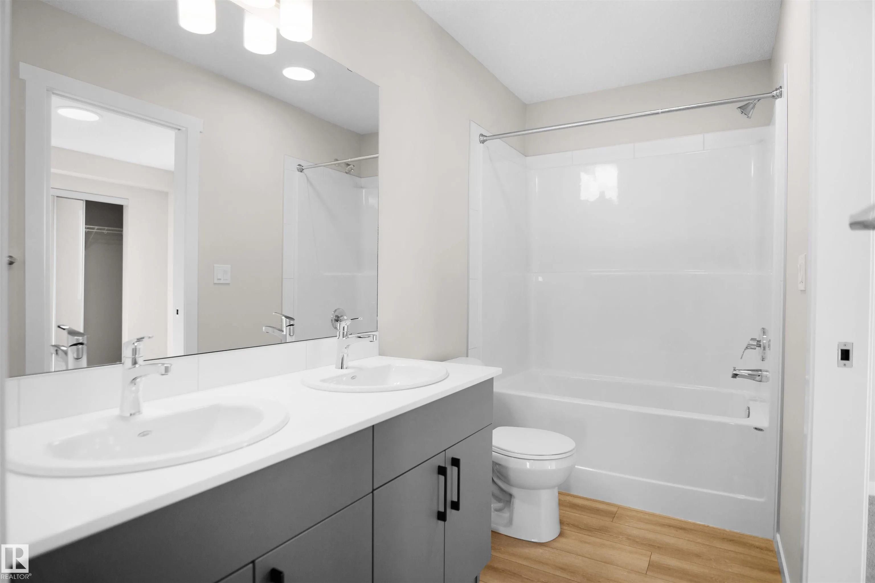 1025 SECORD PROMENADE Promenade