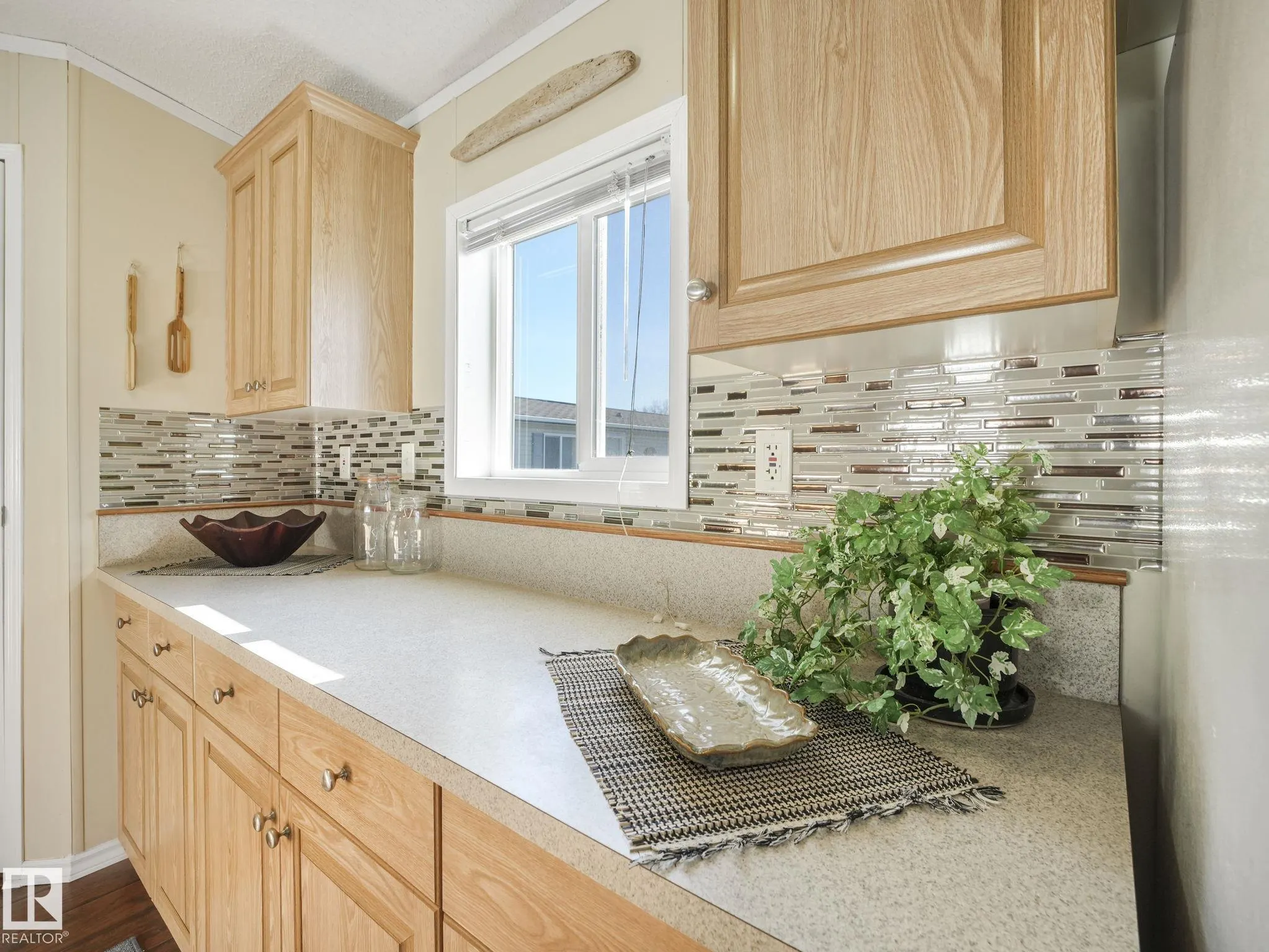 407 Oak Wood Crescent