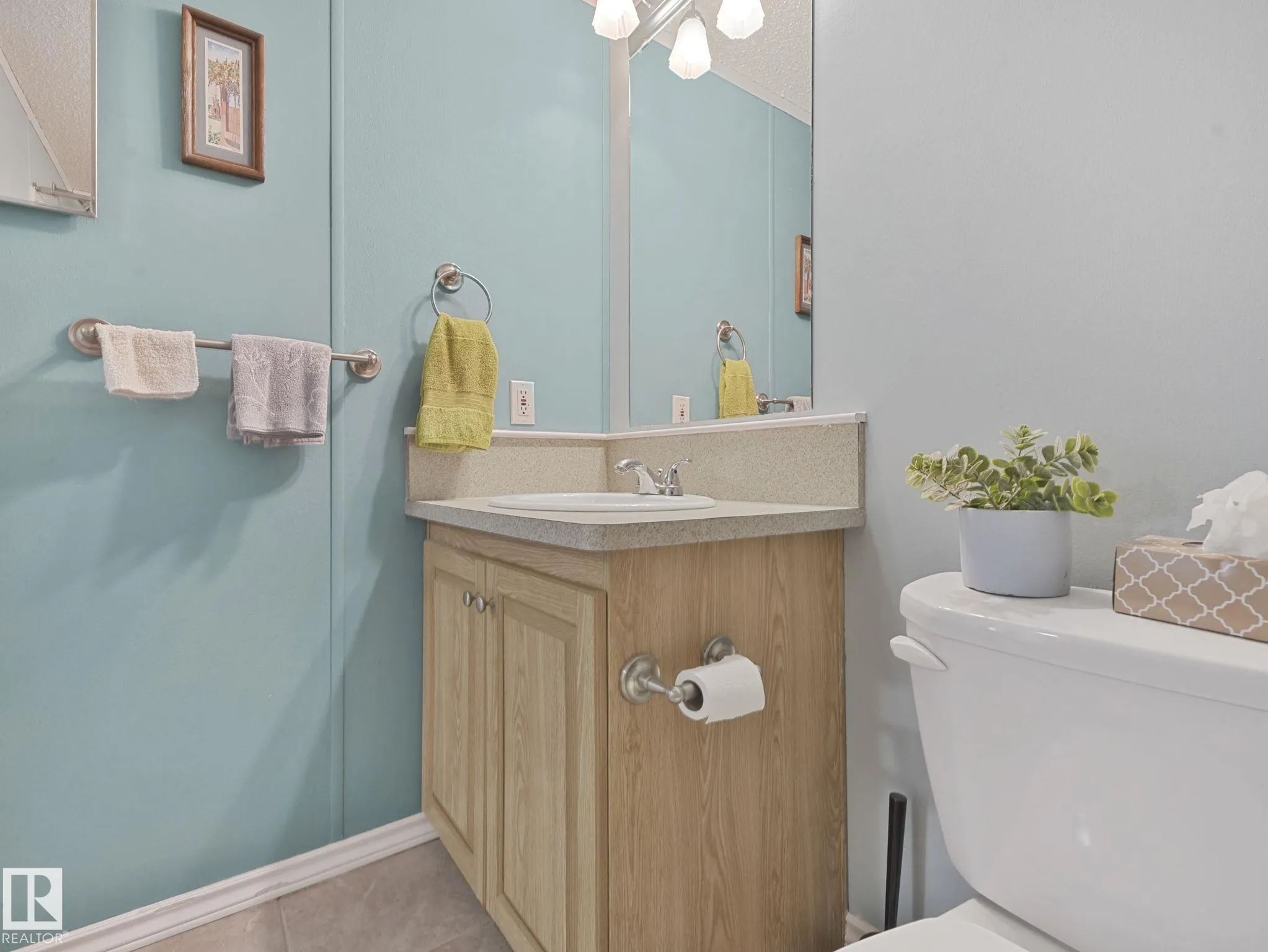 407 Oak Wood Crescent