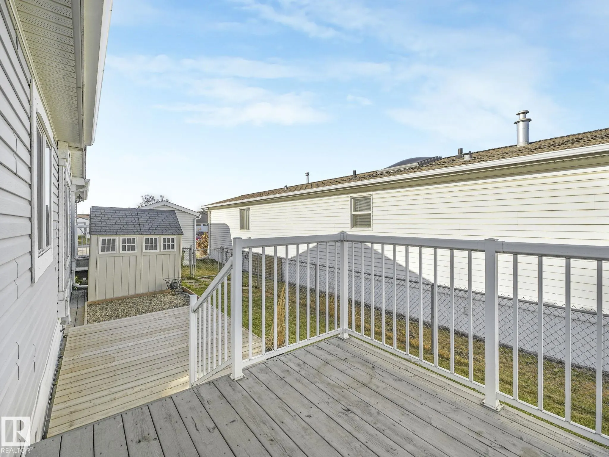 407 Oak Wood Crescent