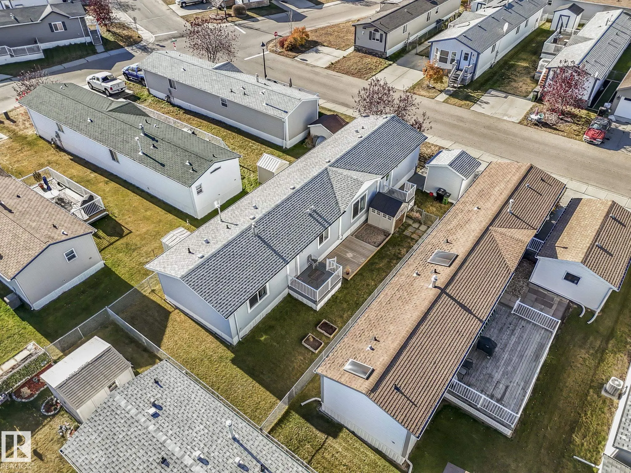 407 Oak Wood Crescent