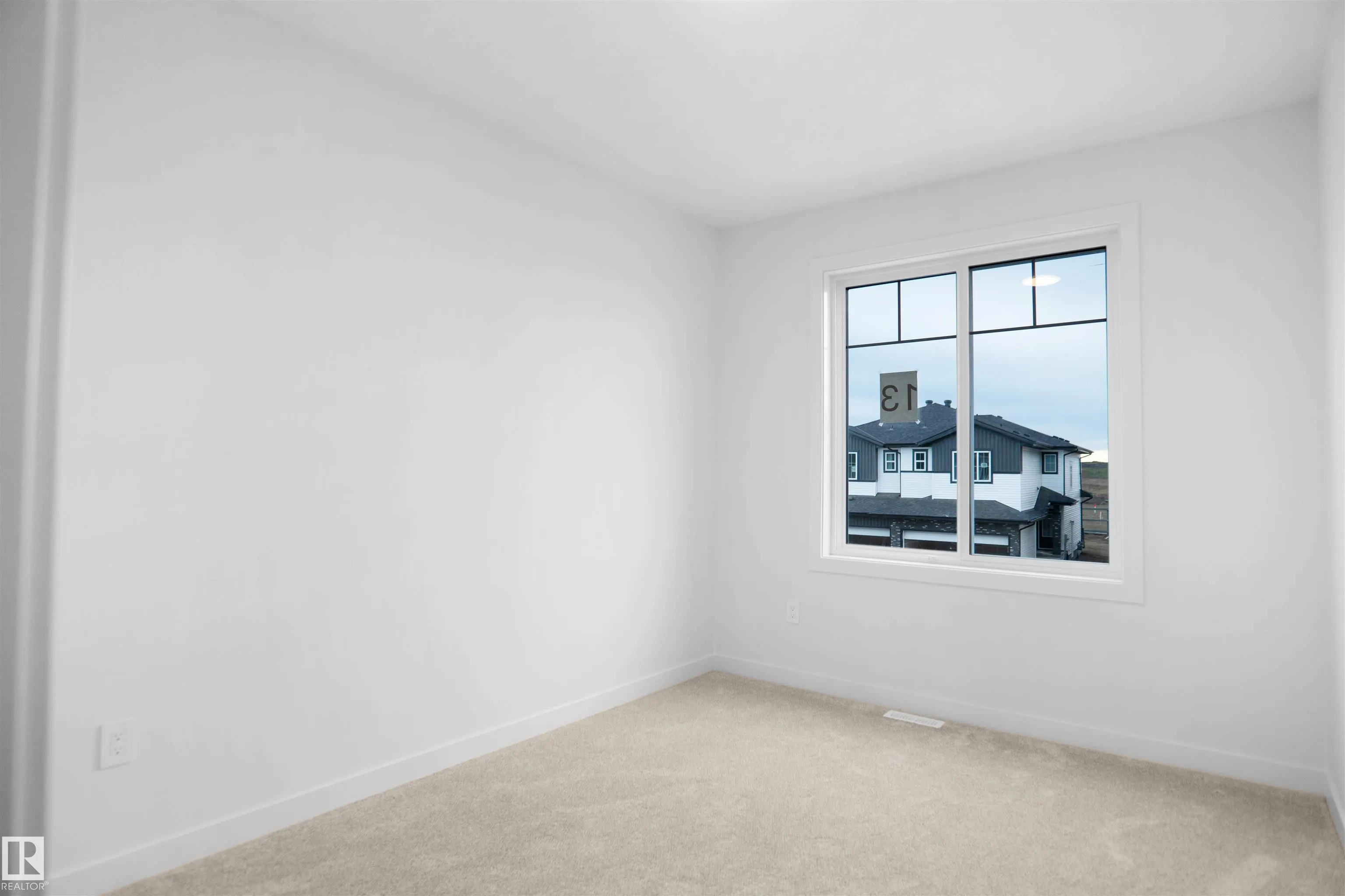 13 AXELWOOD Crescent