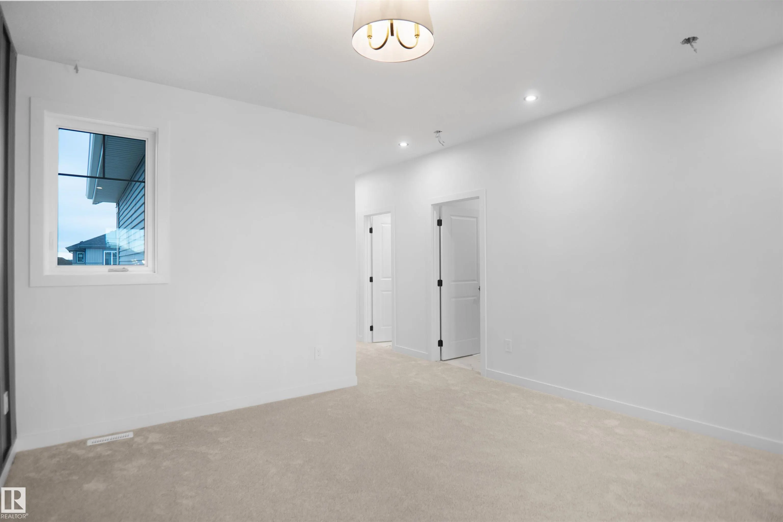 13 AXELWOOD Crescent