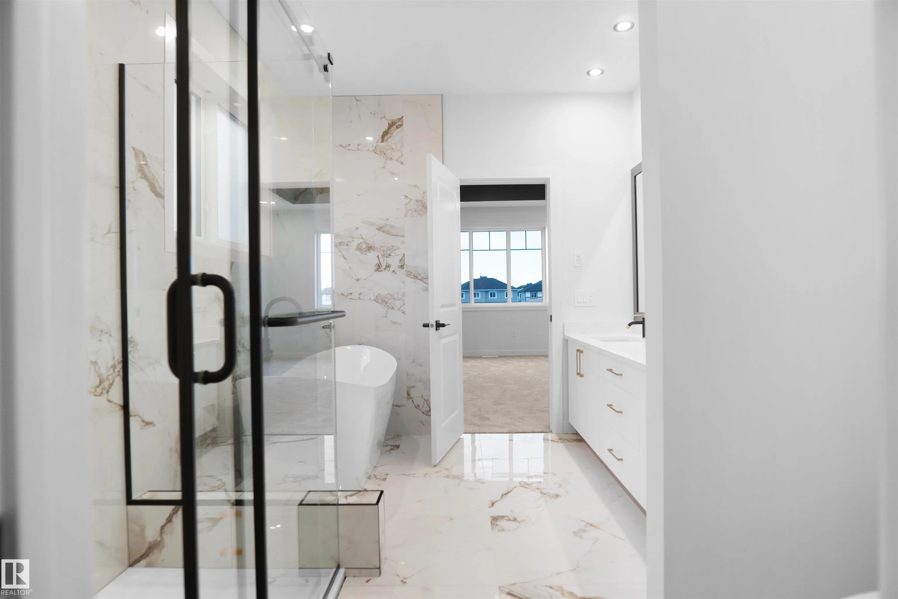 13 AXELWOOD Crescent