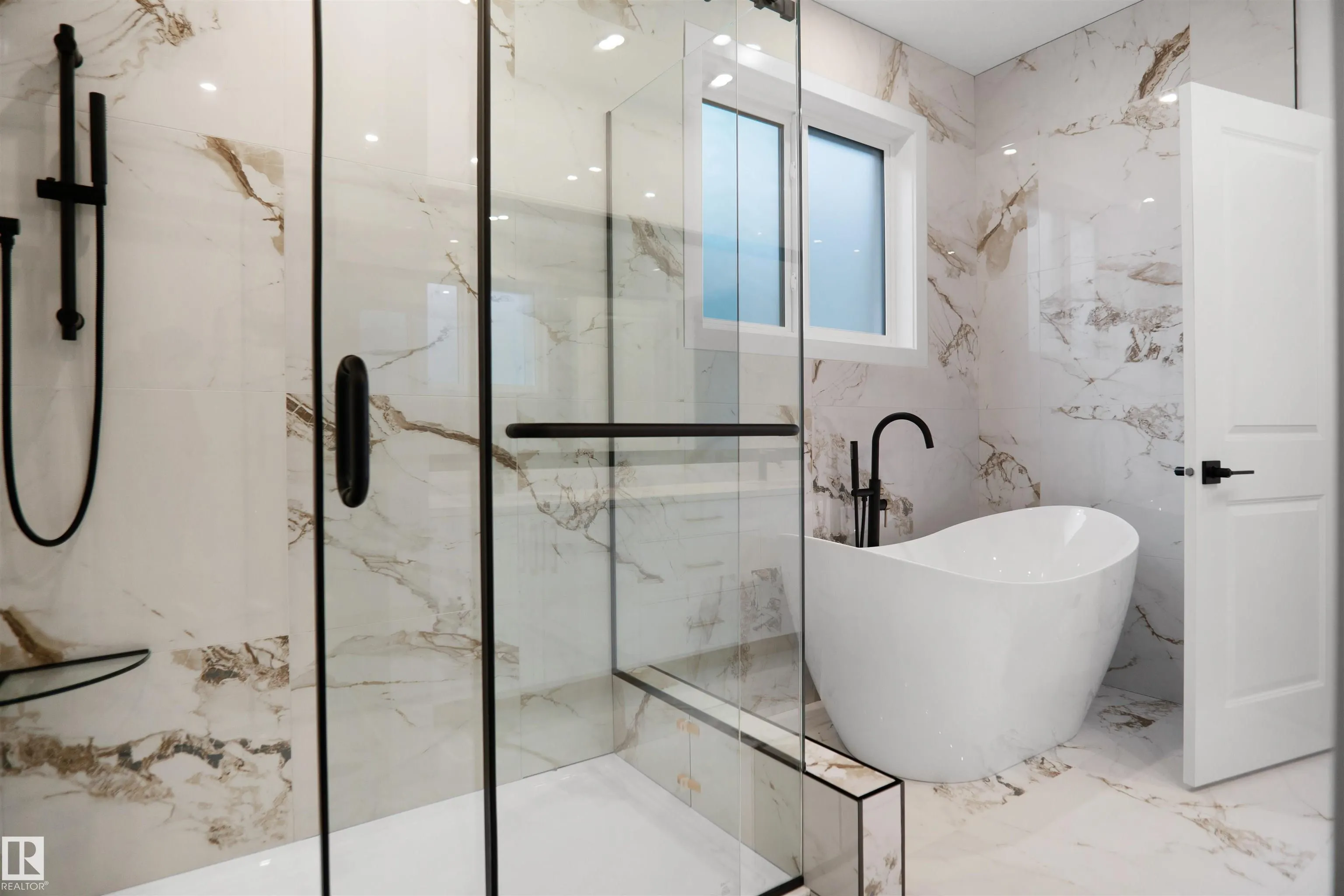 13 AXELWOOD Crescent