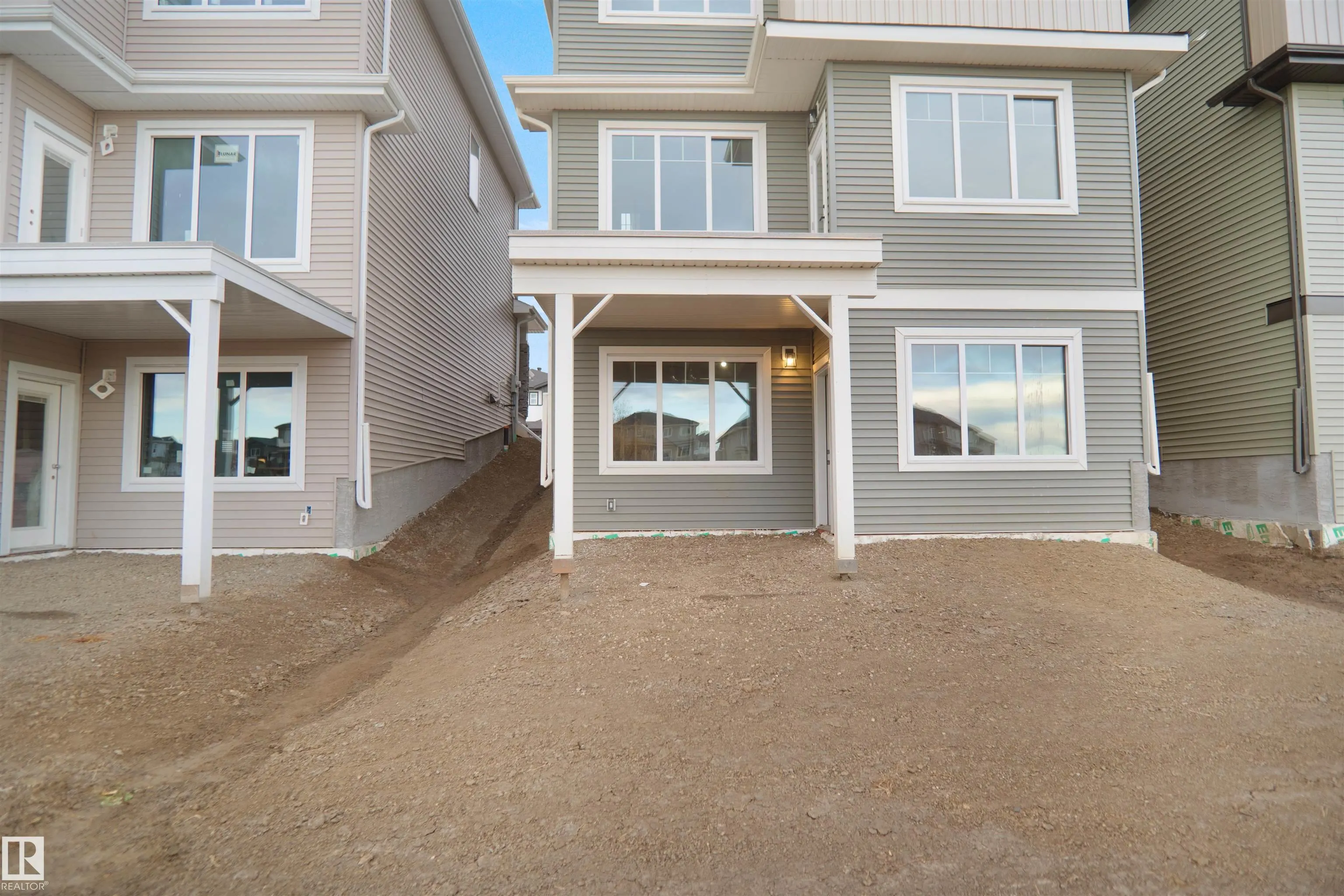 13 AXELWOOD Crescent