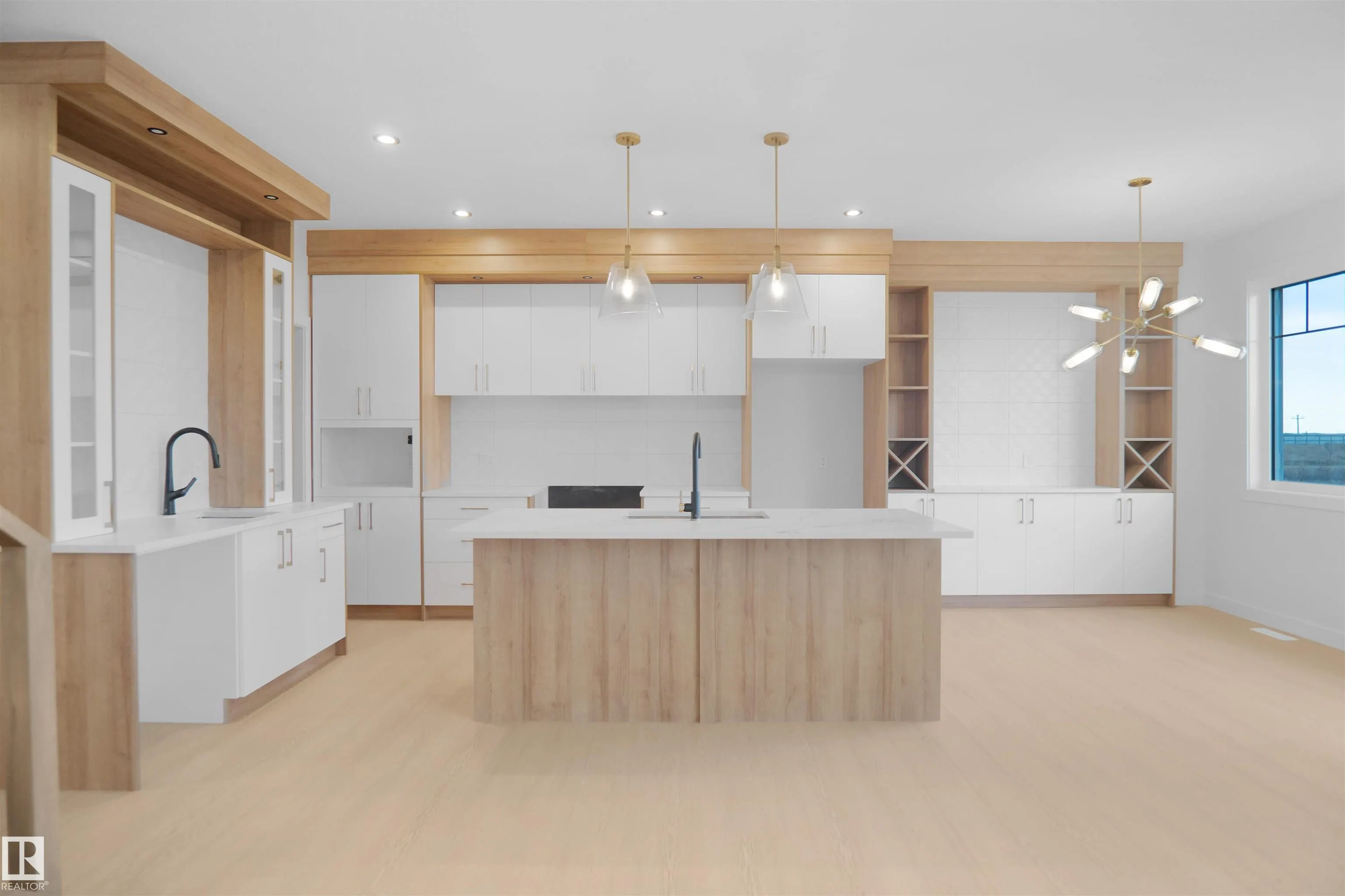 13 AXELWOOD Crescent