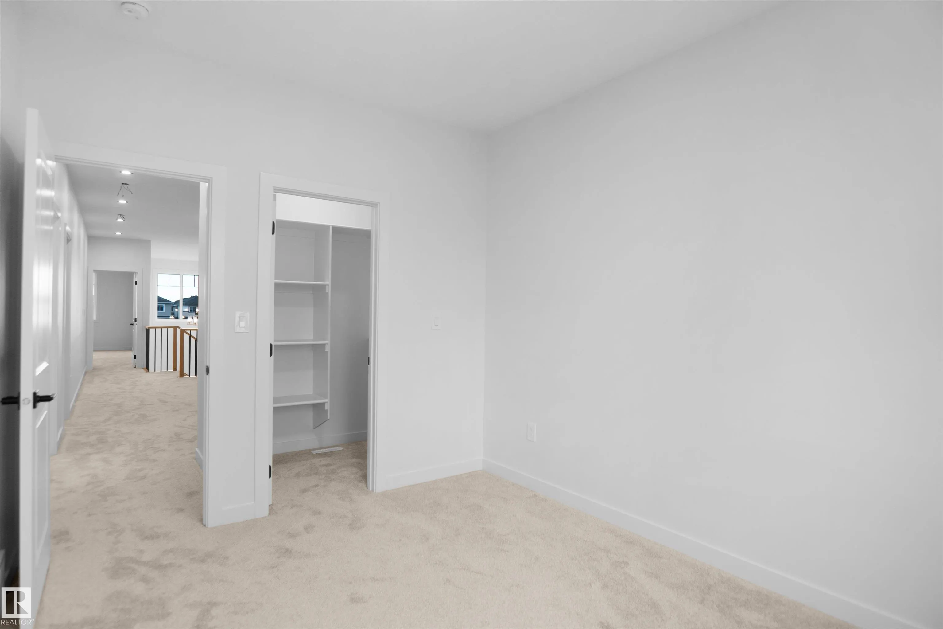 13 AXELWOOD Crescent