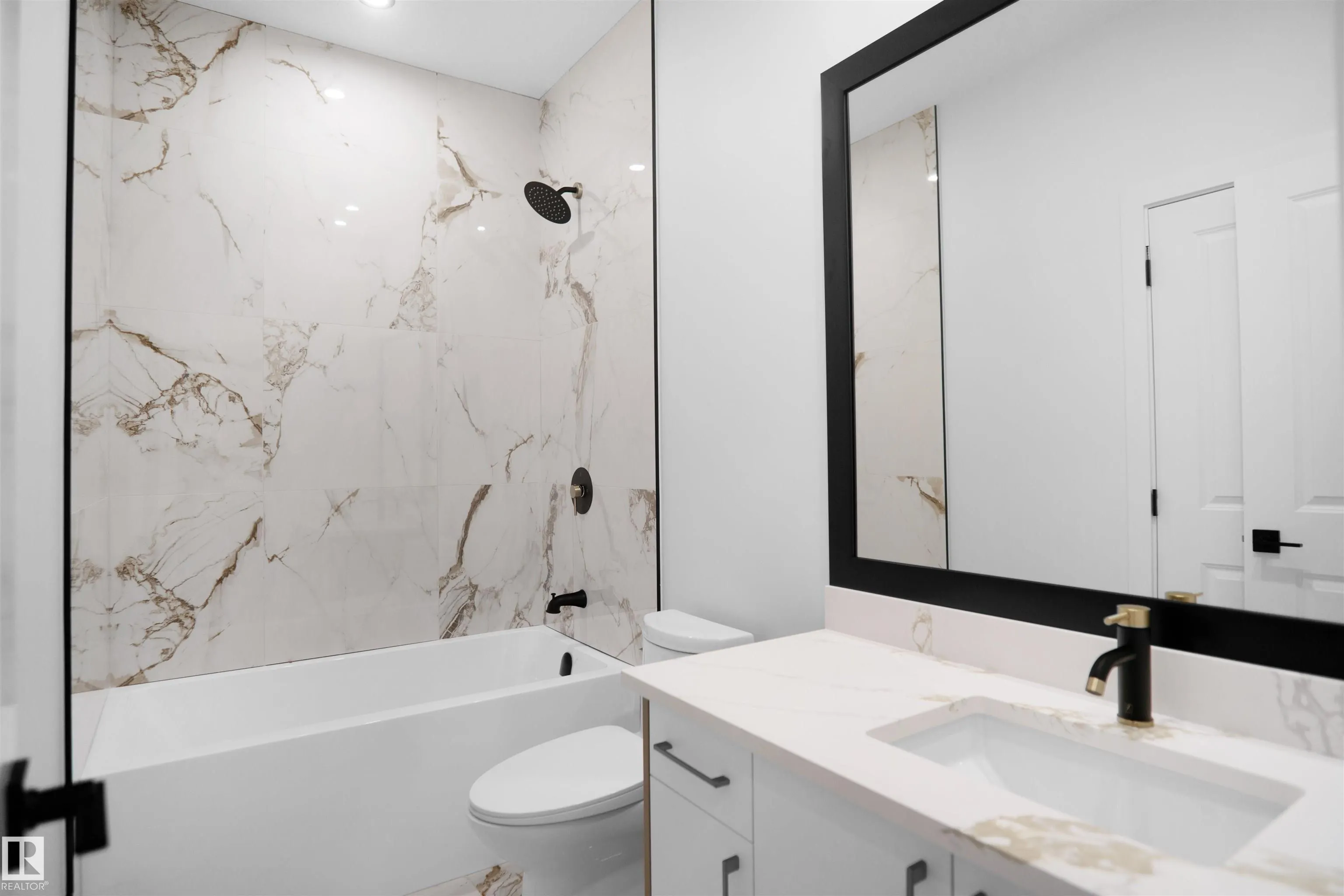 13 AXELWOOD Crescent