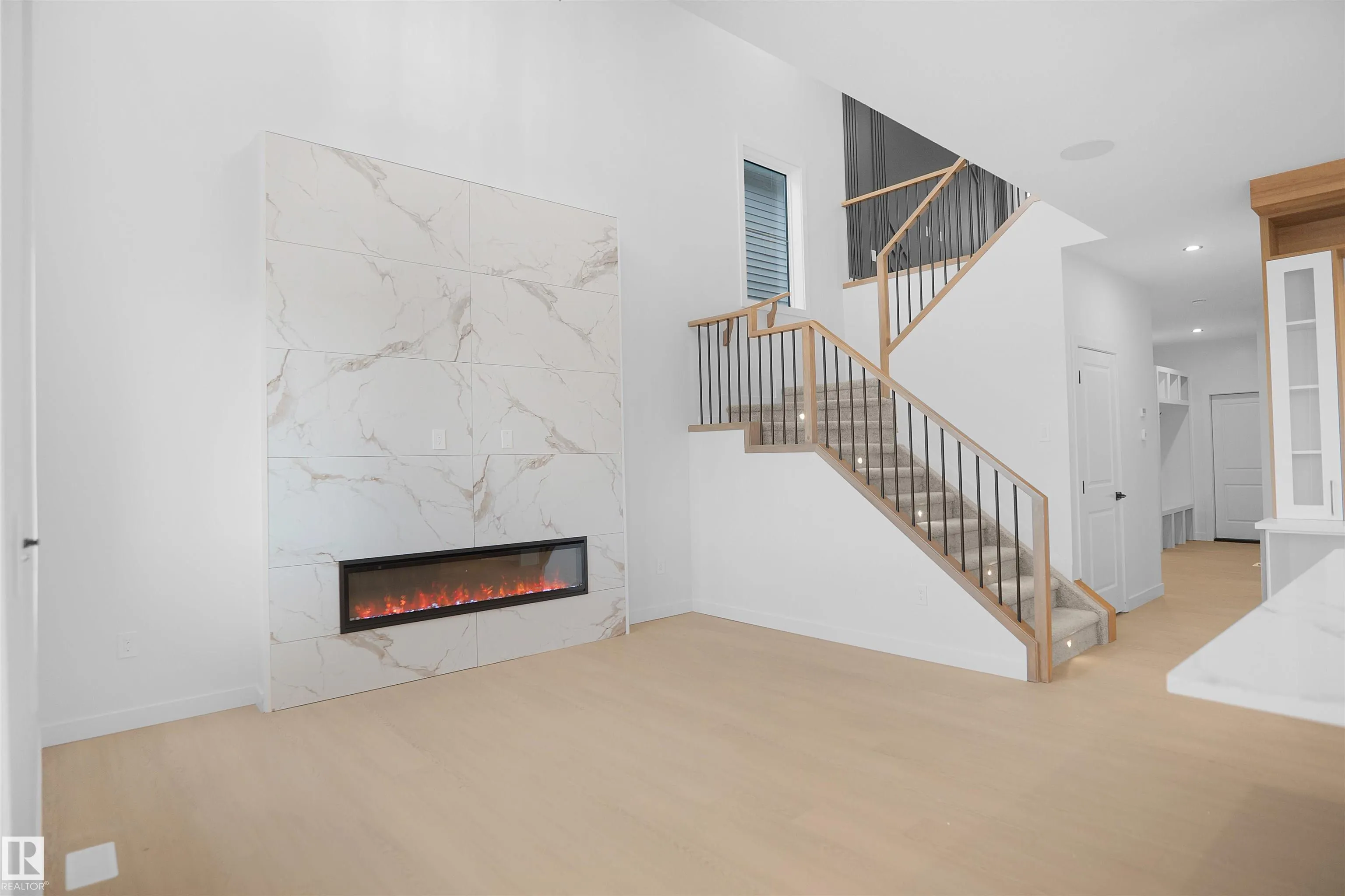 13 AXELWOOD Crescent