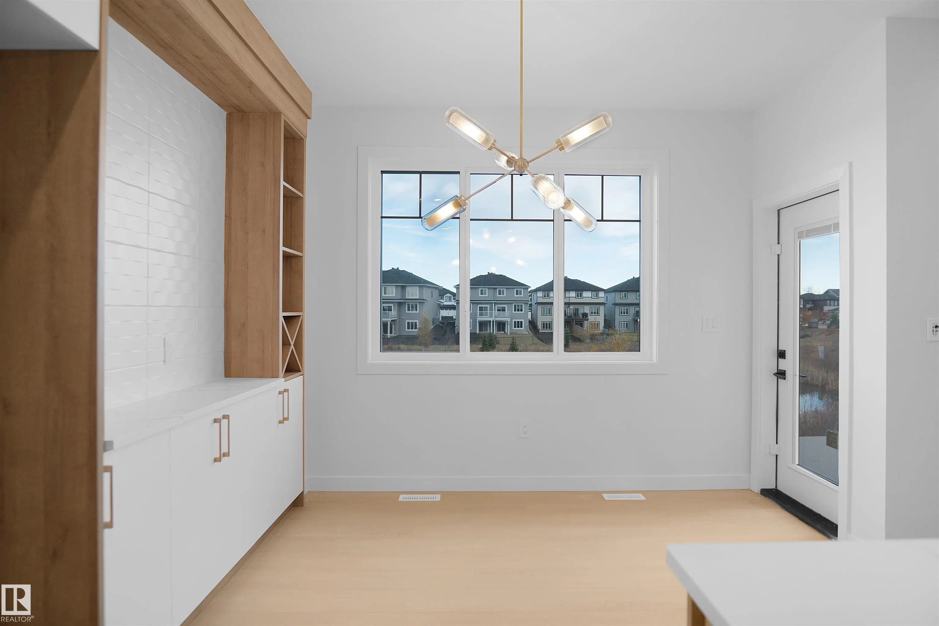 13 AXELWOOD Crescent