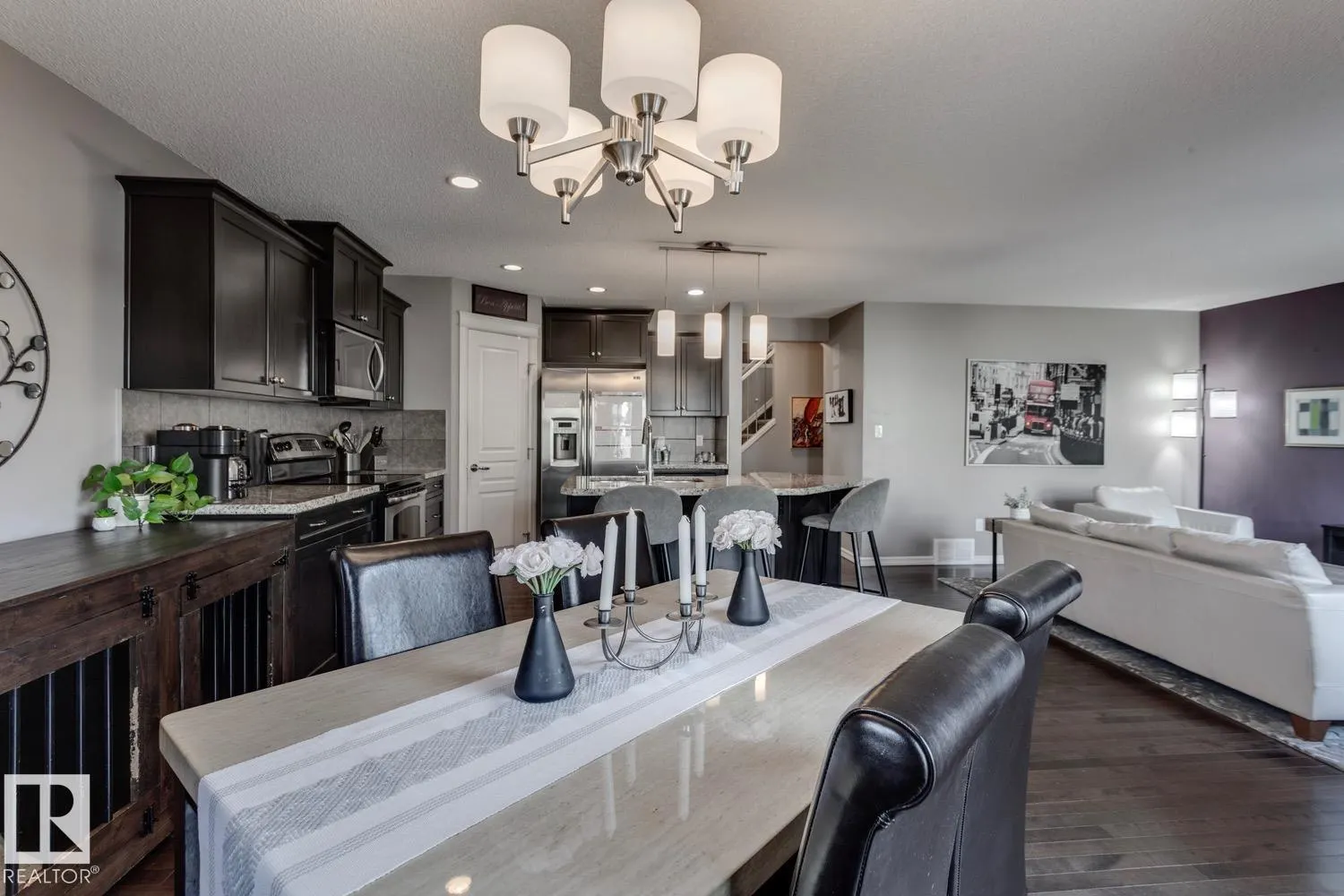 4109 CHARLES LINK Link