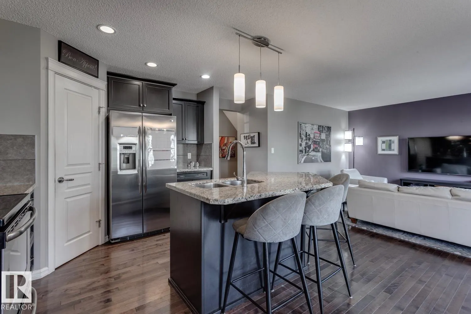 4109 CHARLES LINK Link