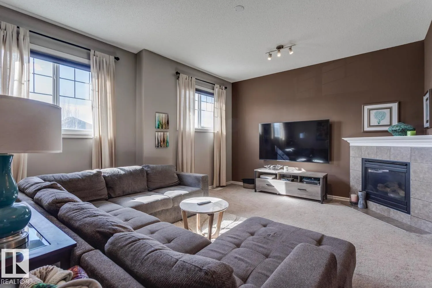 4109 CHARLES LINK Link