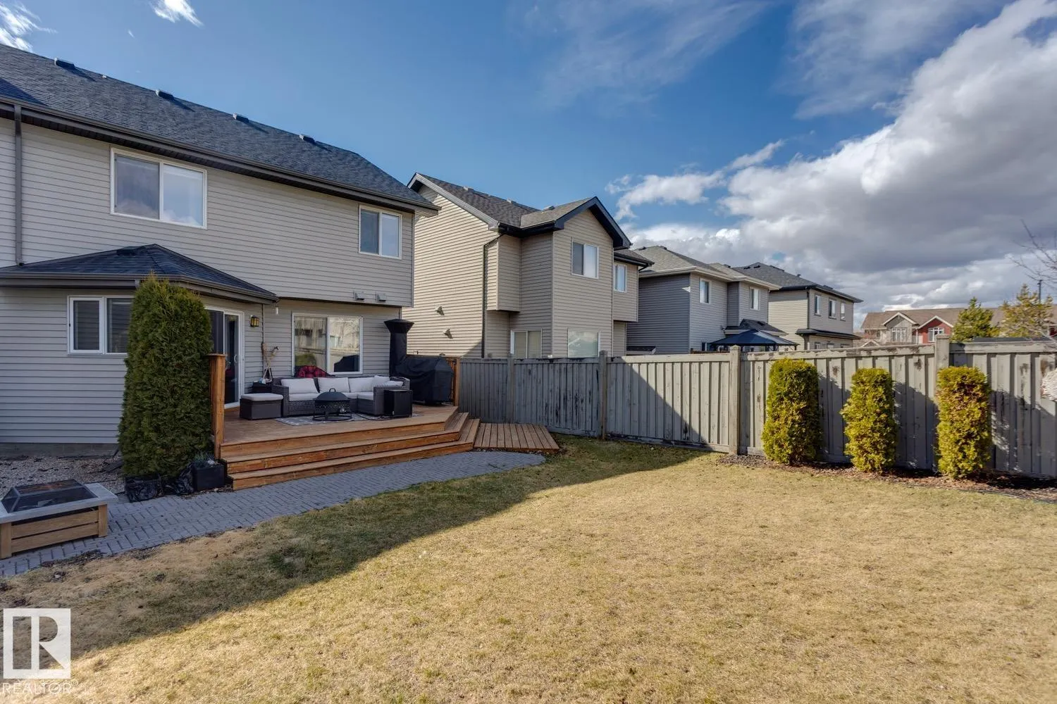 4109 CHARLES LINK Link