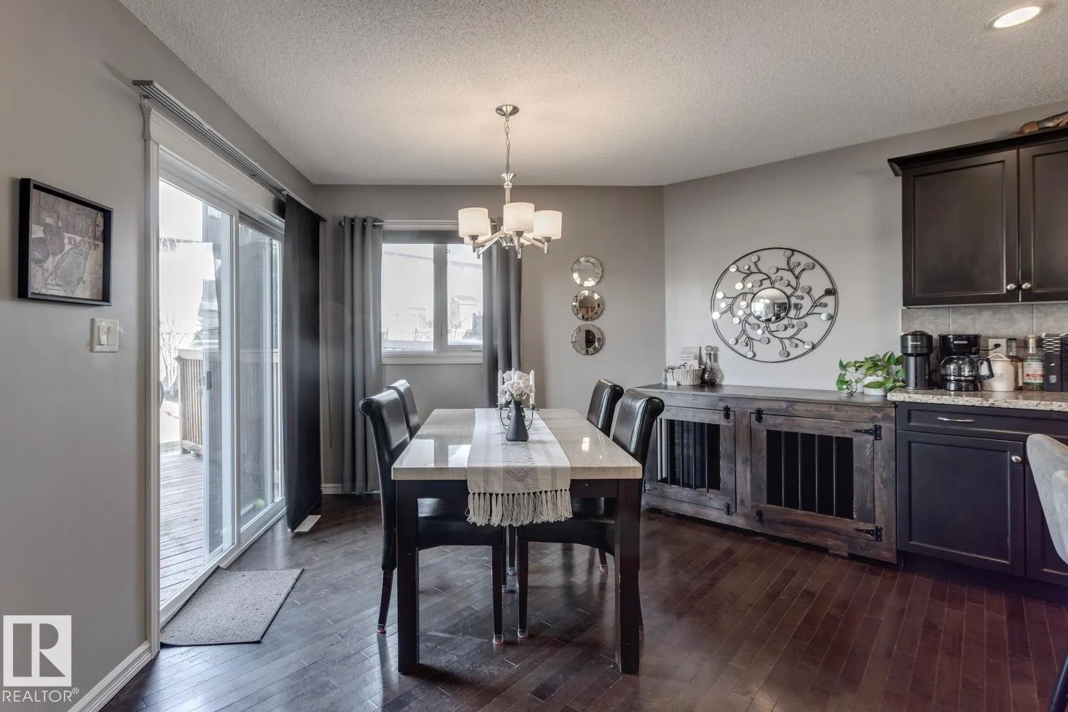 4109 CHARLES LINK Link