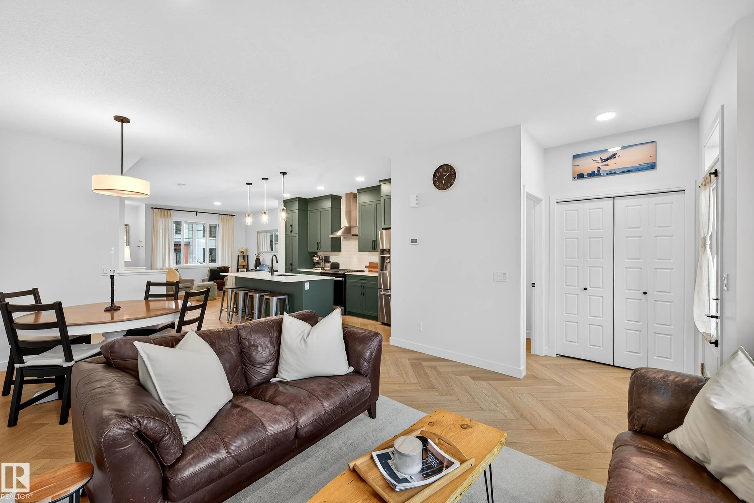 3847 CHRUSTAWKA Place