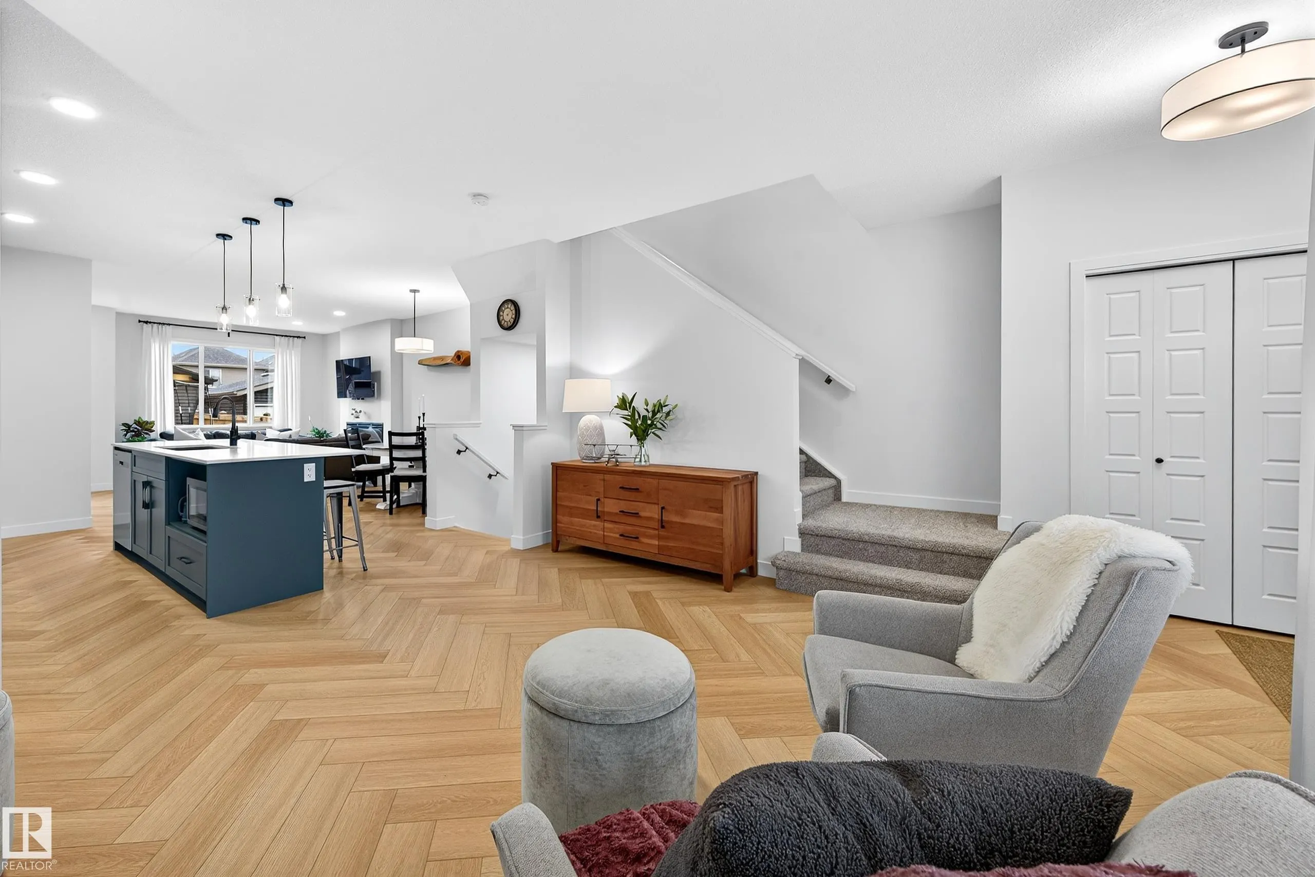 3847 CHRUSTAWKA Place