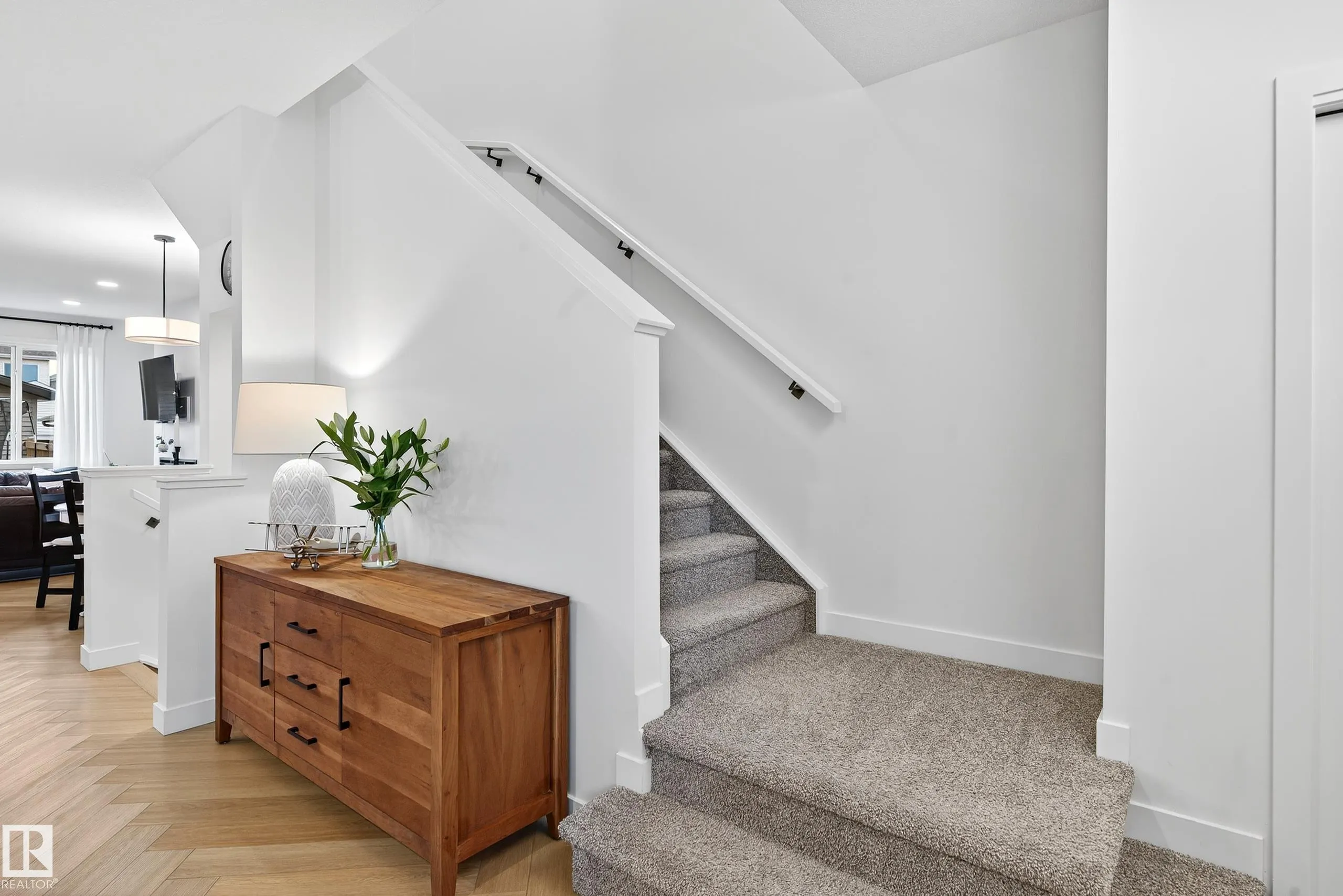 3847 CHRUSTAWKA Place