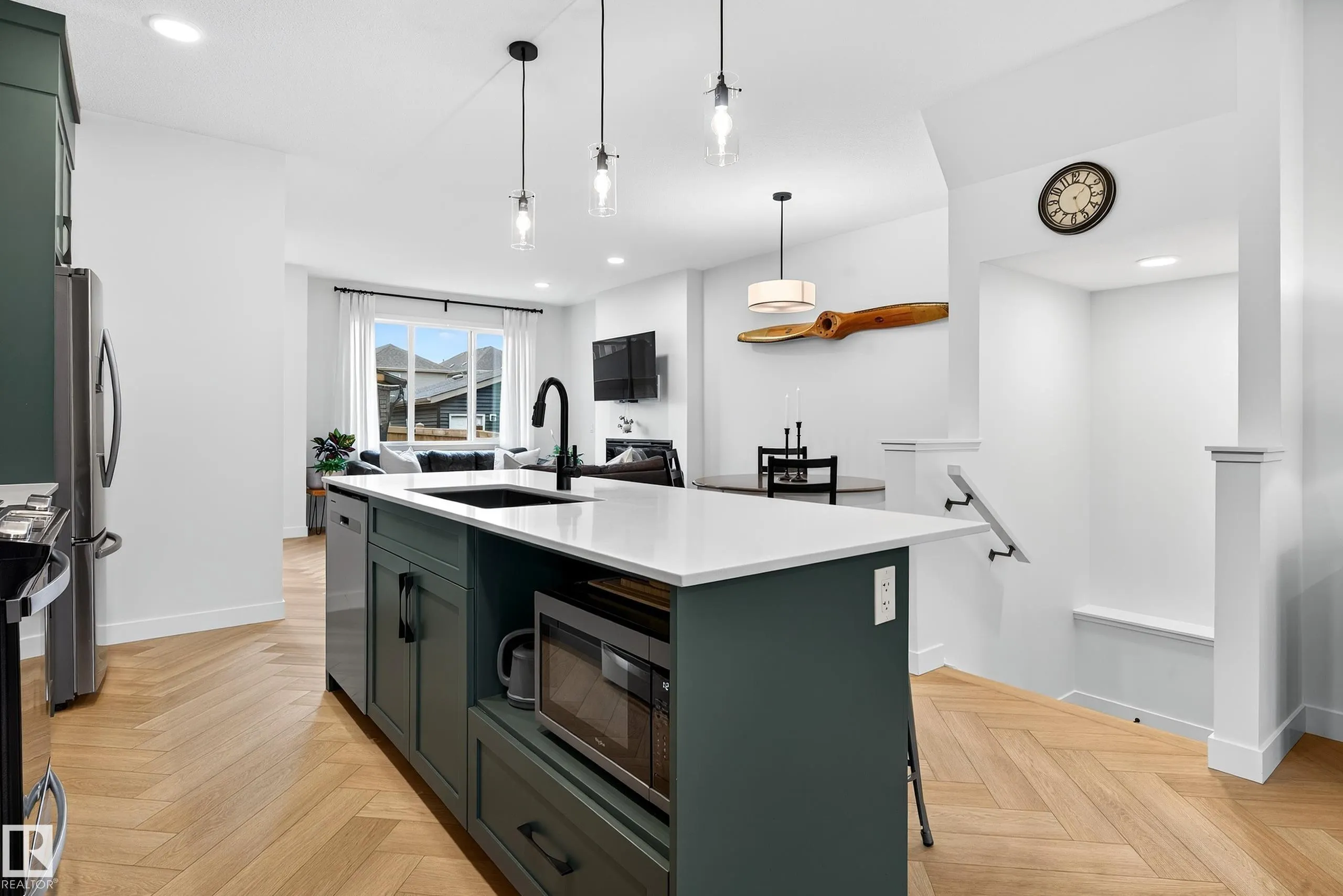 3847 CHRUSTAWKA Place