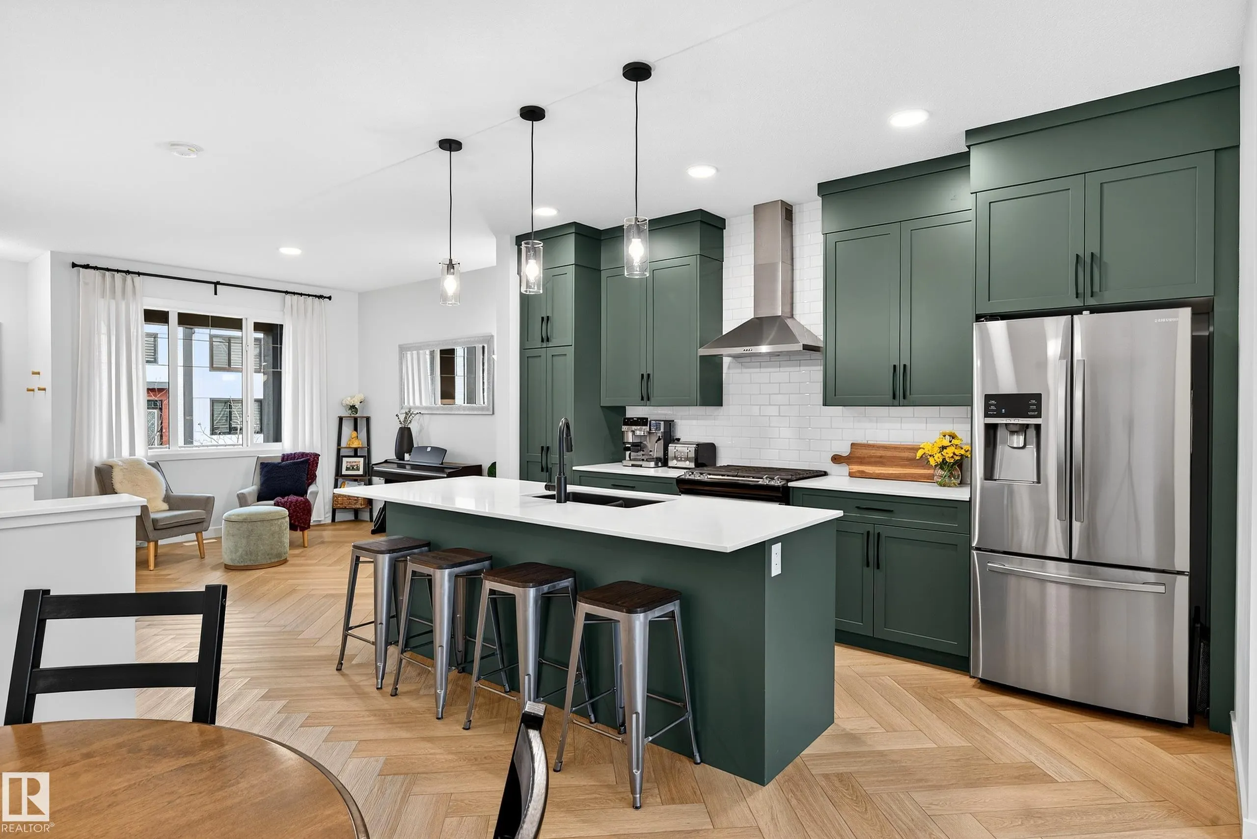 3847 CHRUSTAWKA Place