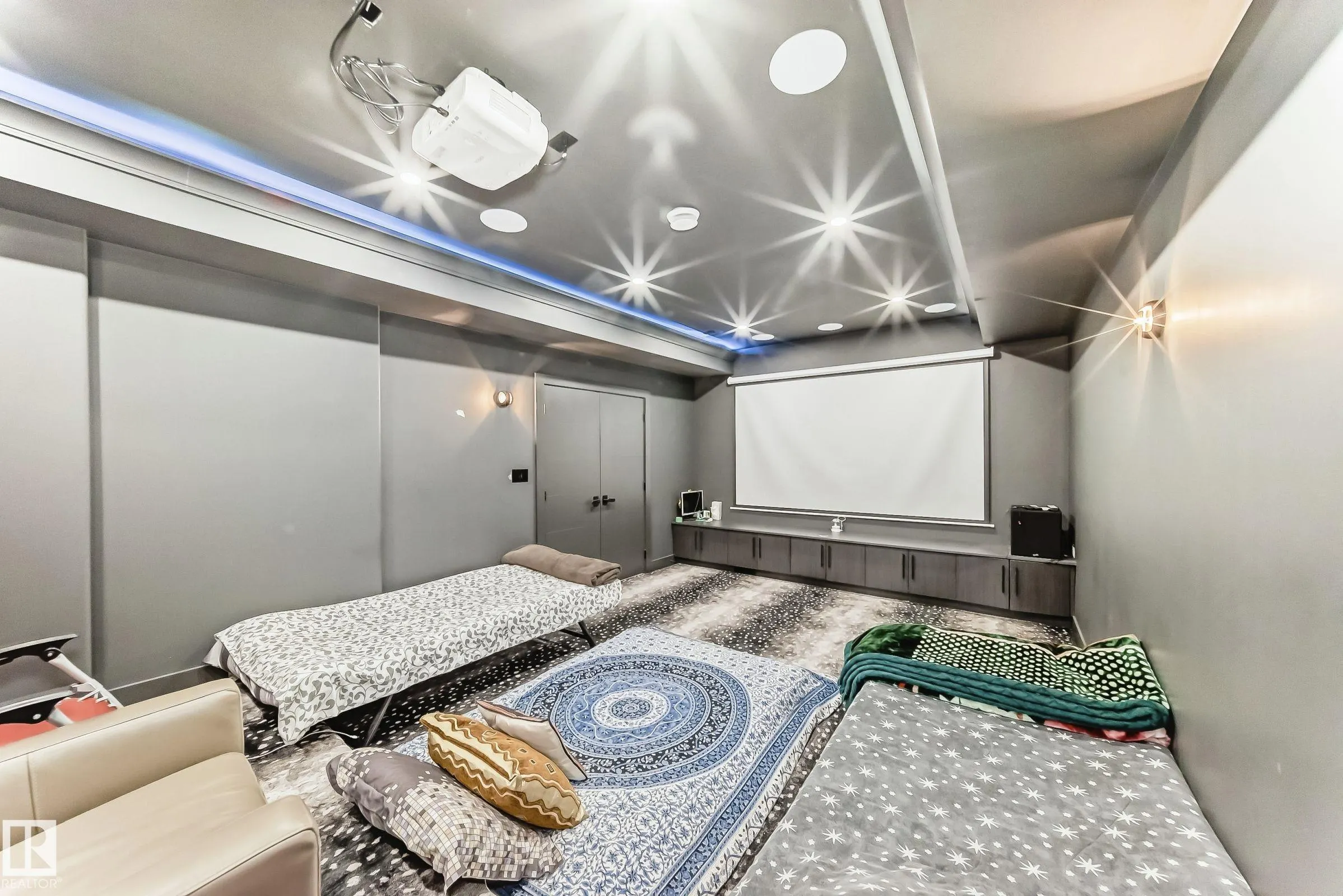 53213 RGE ROAD 261 A