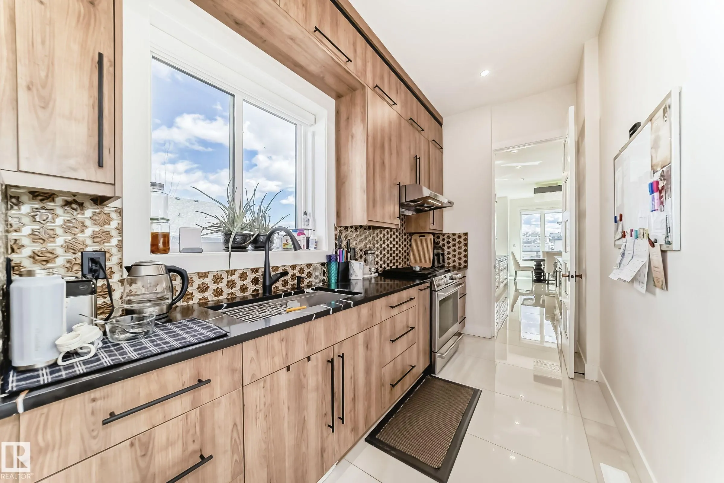 53213 RGE ROAD 261 A