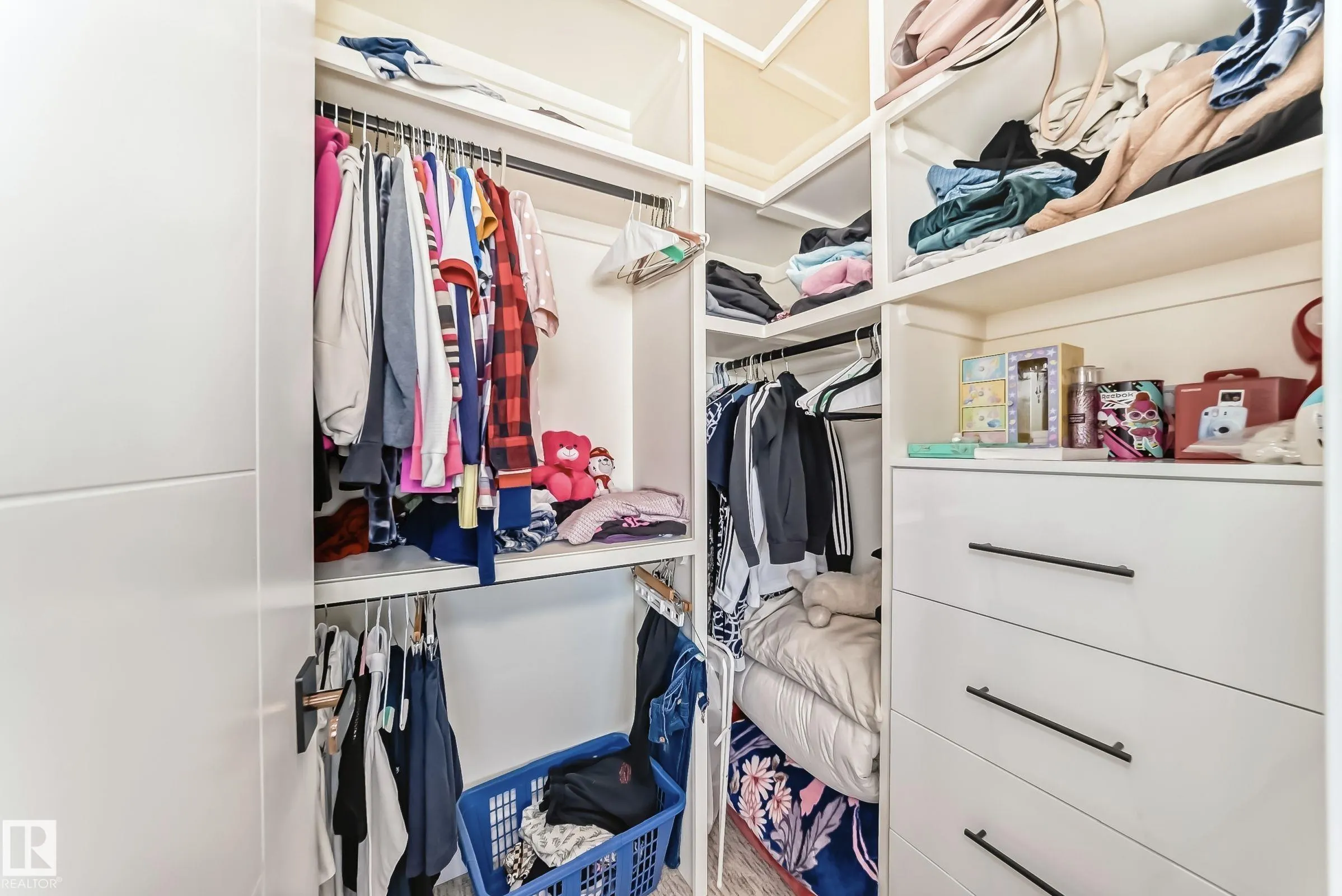 53213 RGE ROAD 261 A