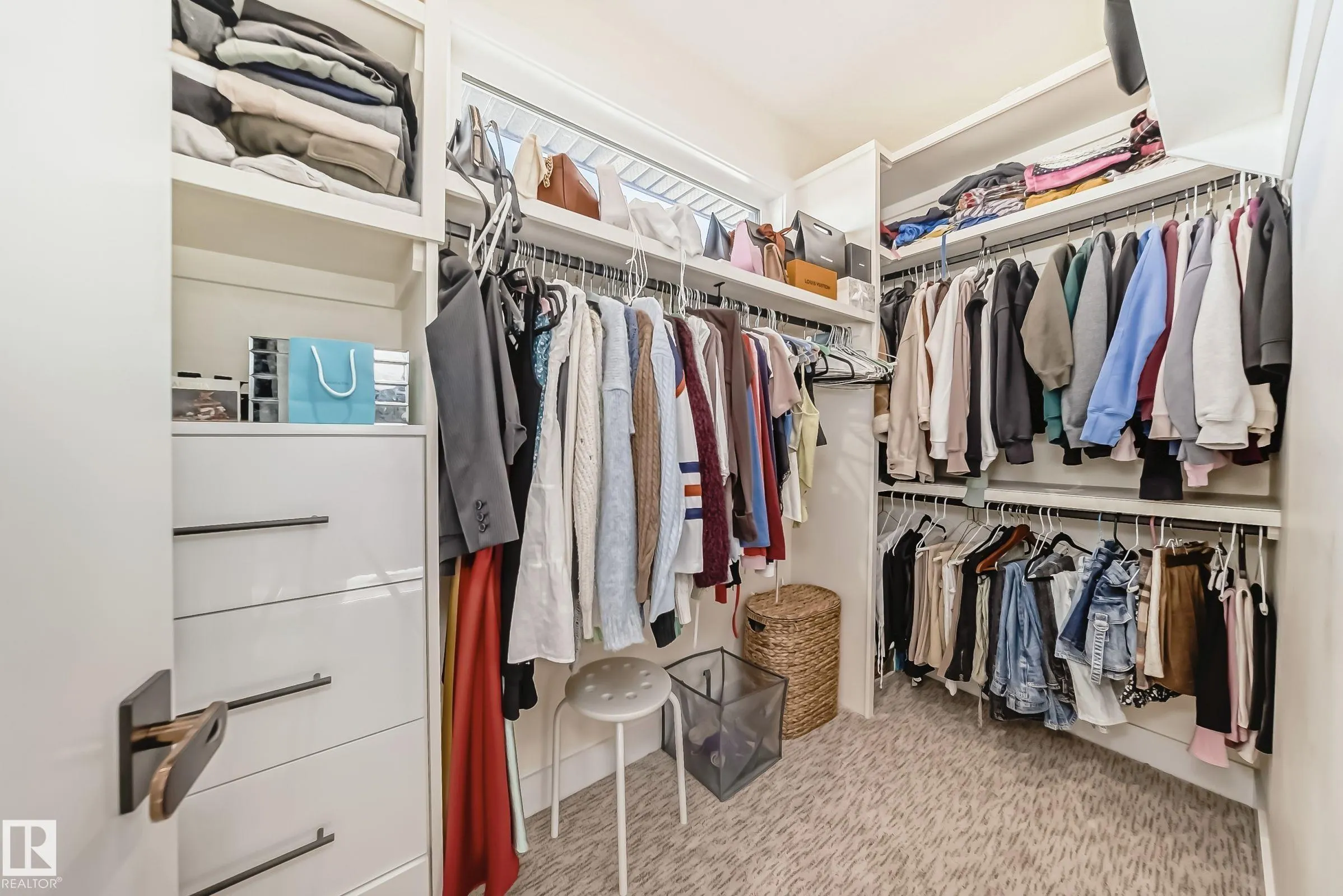 53213 RGE ROAD 261 A