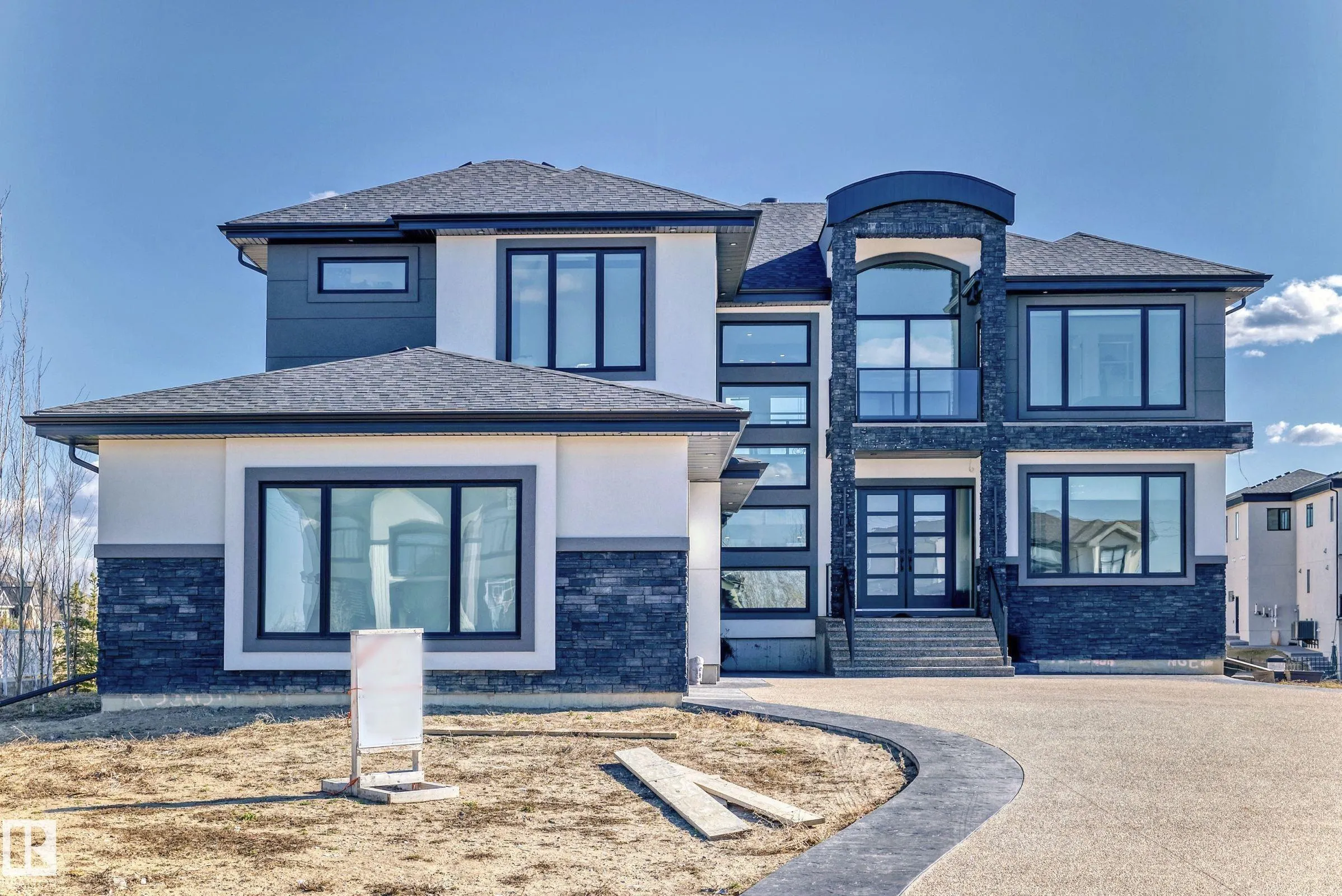 53213 RGE ROAD 261 A