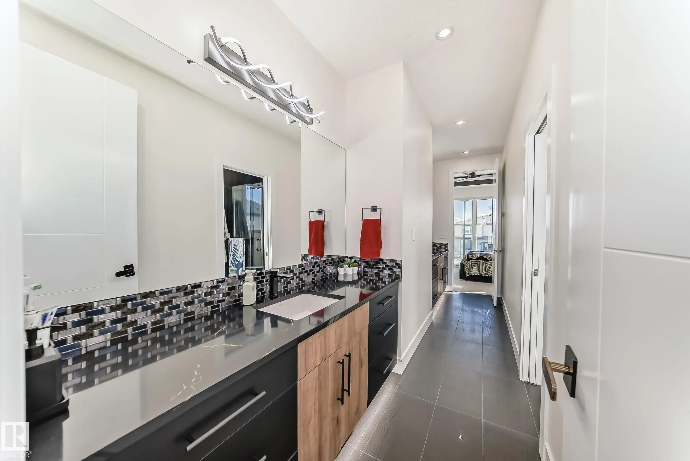 53213 RGE ROAD 261 A